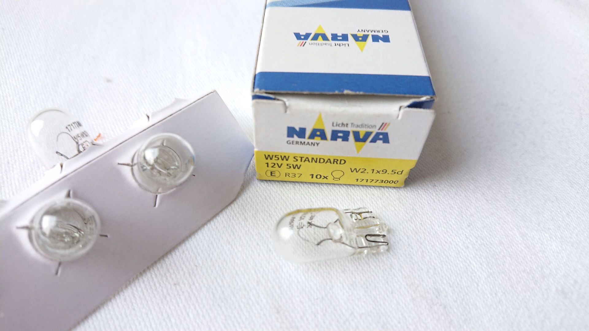 ŻARÓWKA NARVA 17177 12V 5W W5W W2.1x9.5d Producent Narva
