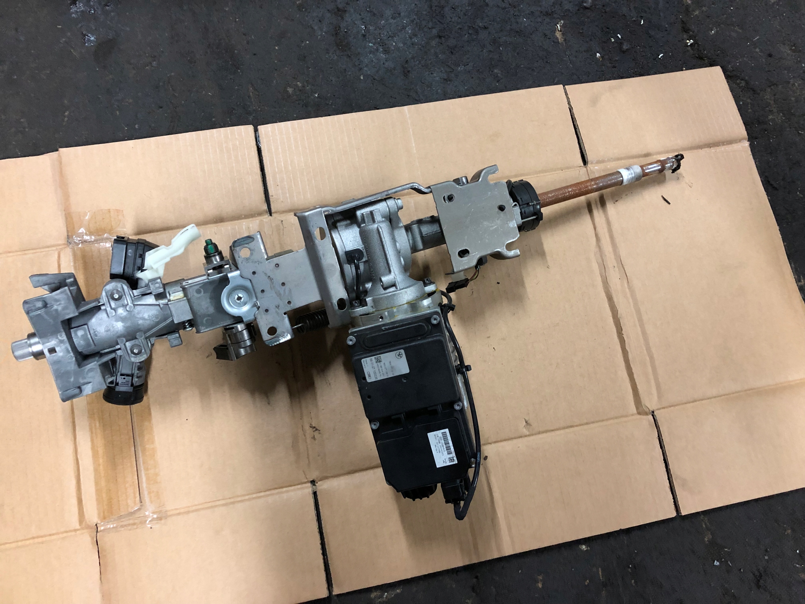 Рульова колонка з насосом BMW Z4 E85