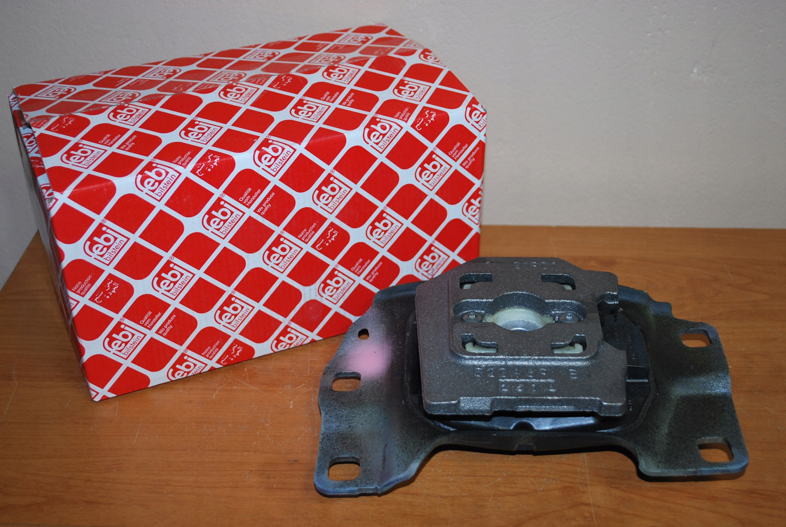 Febi Bilstein 44496 подушка коробки передач