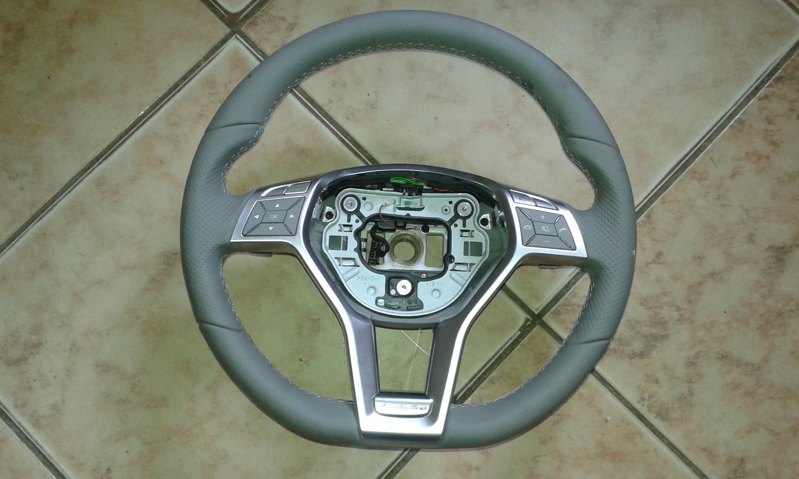 Руль Mercedes c180 w204
