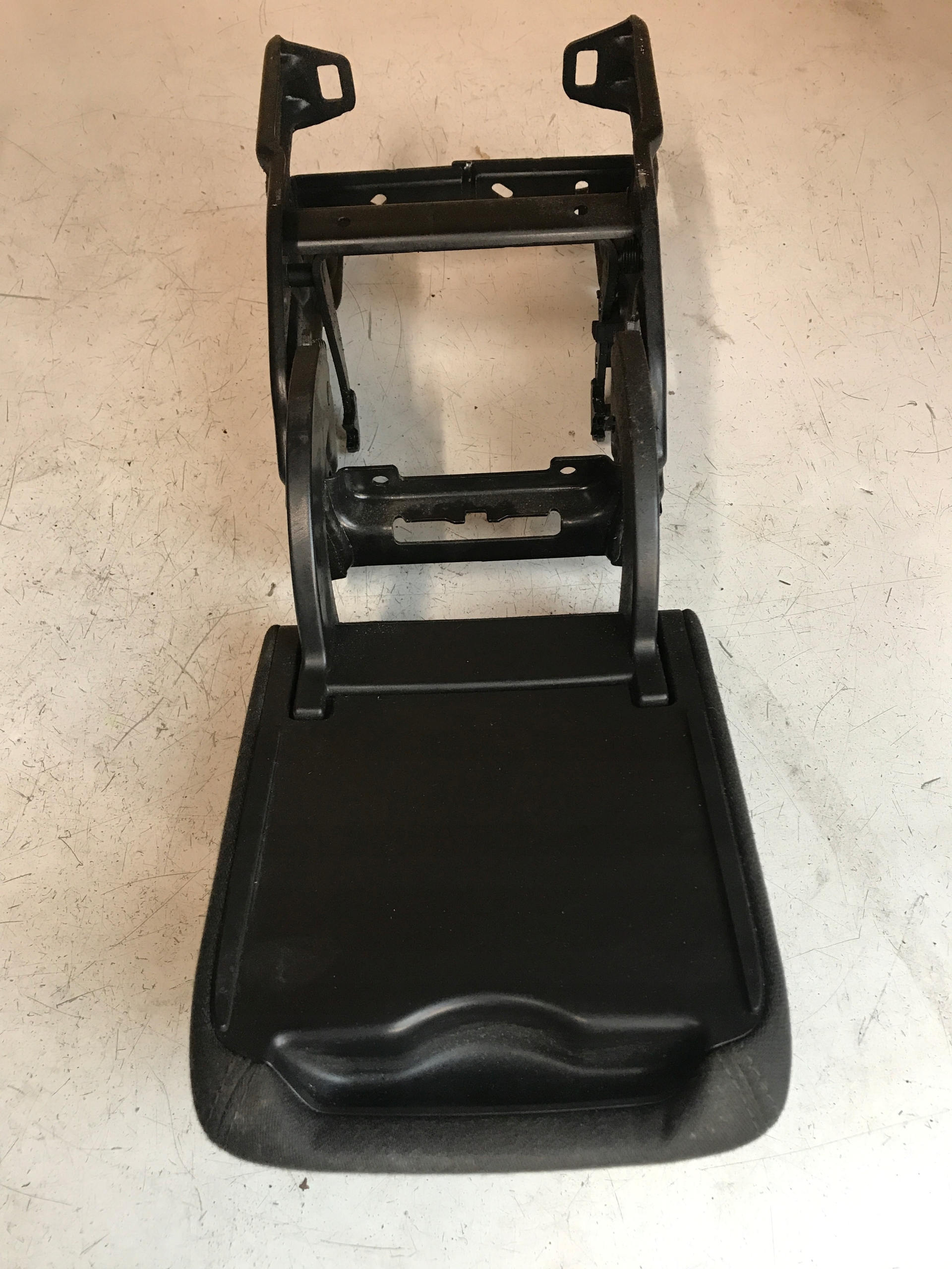 AUDI A4 B8 armrest MATERIAL support 8K0864283