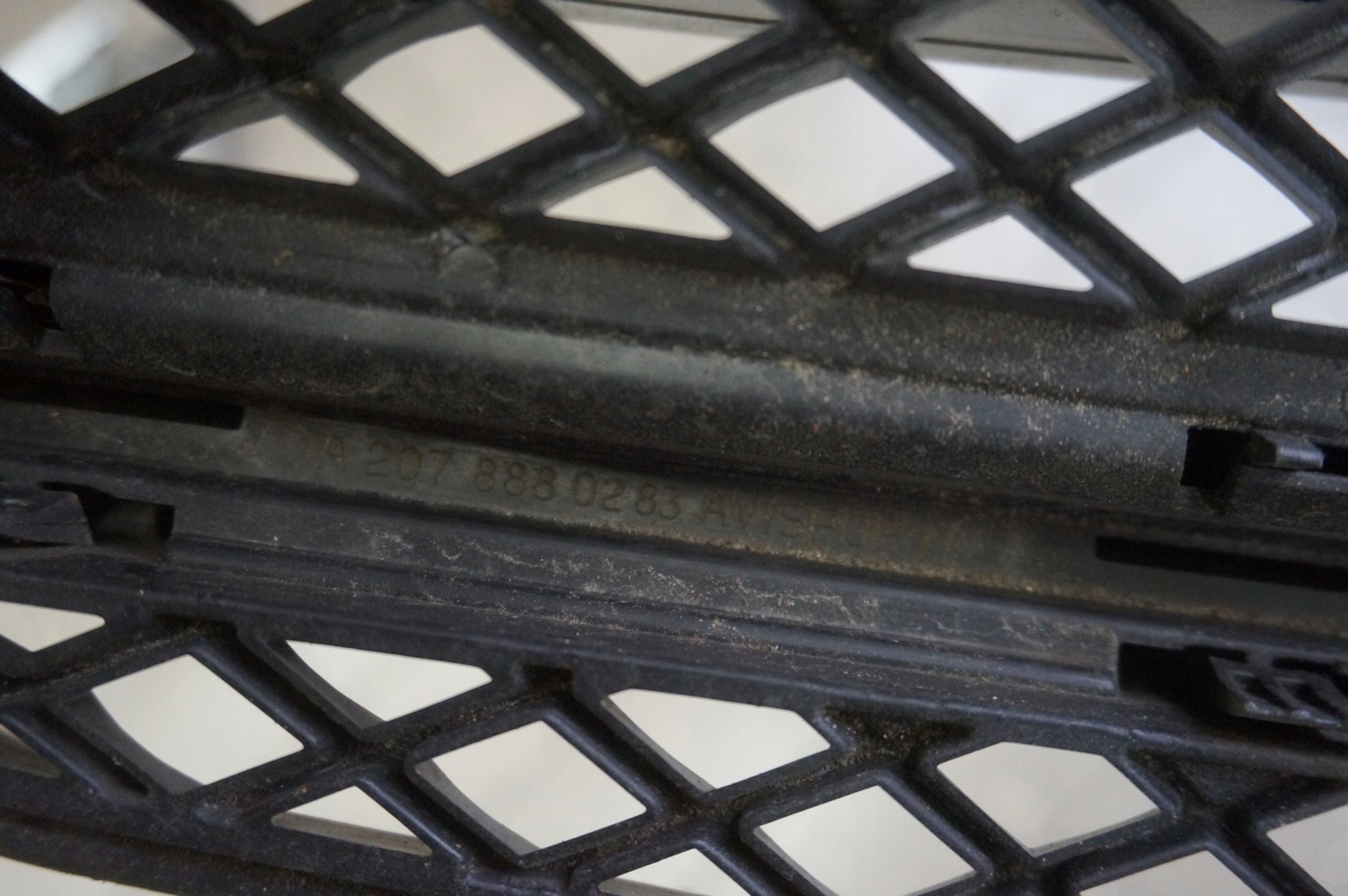 Mercedes-Benz E-Klasse W207 Kühlergrill FRONTGRILL Kühlergitter A2078880283 - Thumbnail 4