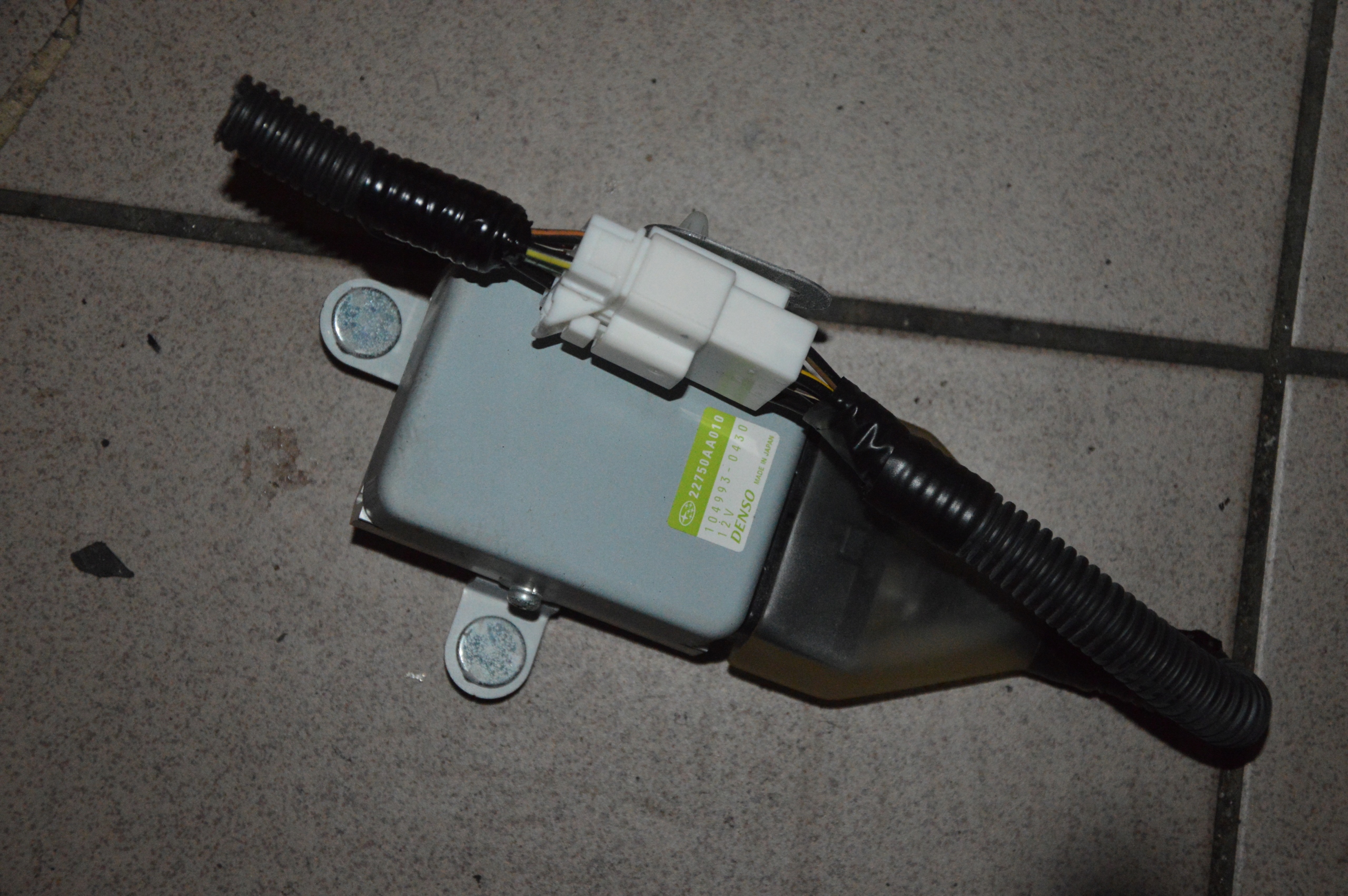 Subaru Forester II Moduł 22750AA010