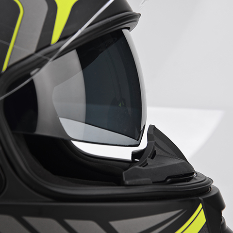 Kask integralny LAZER RAFALE DARKSIDE Yellow S Cechy wizjera wzmocniona odporność na zarysowania zintegrowana blenda przeciwsłoneczna