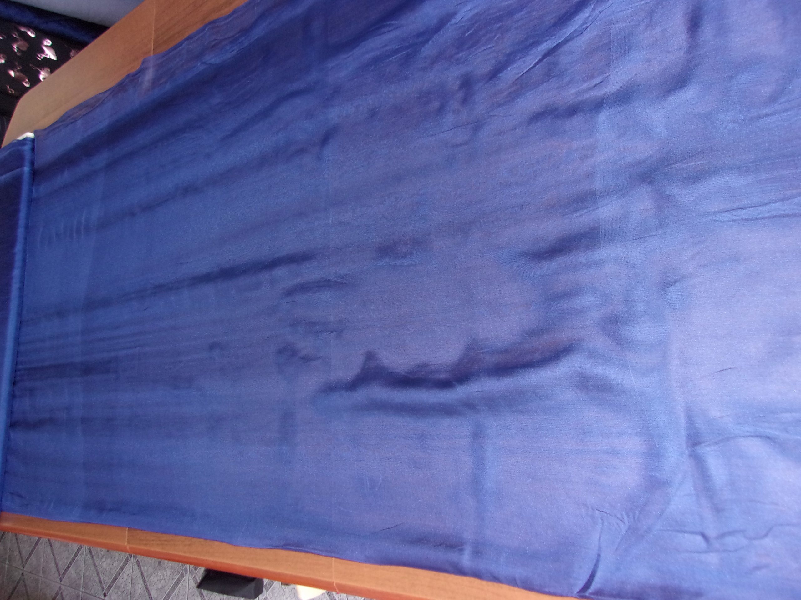 chrpový hedvábný šifon