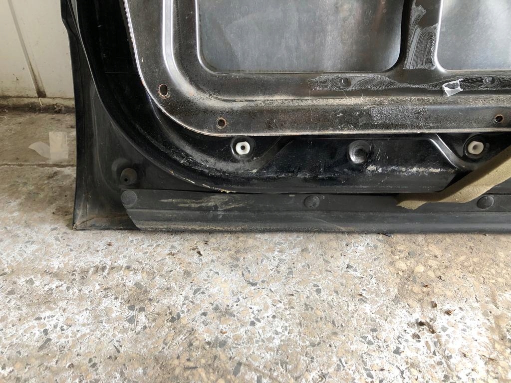 CHEVROLET TAHOE SUBURBAN 92-99r DRZWI TYLNE Typ samochodu Samochody osobowe