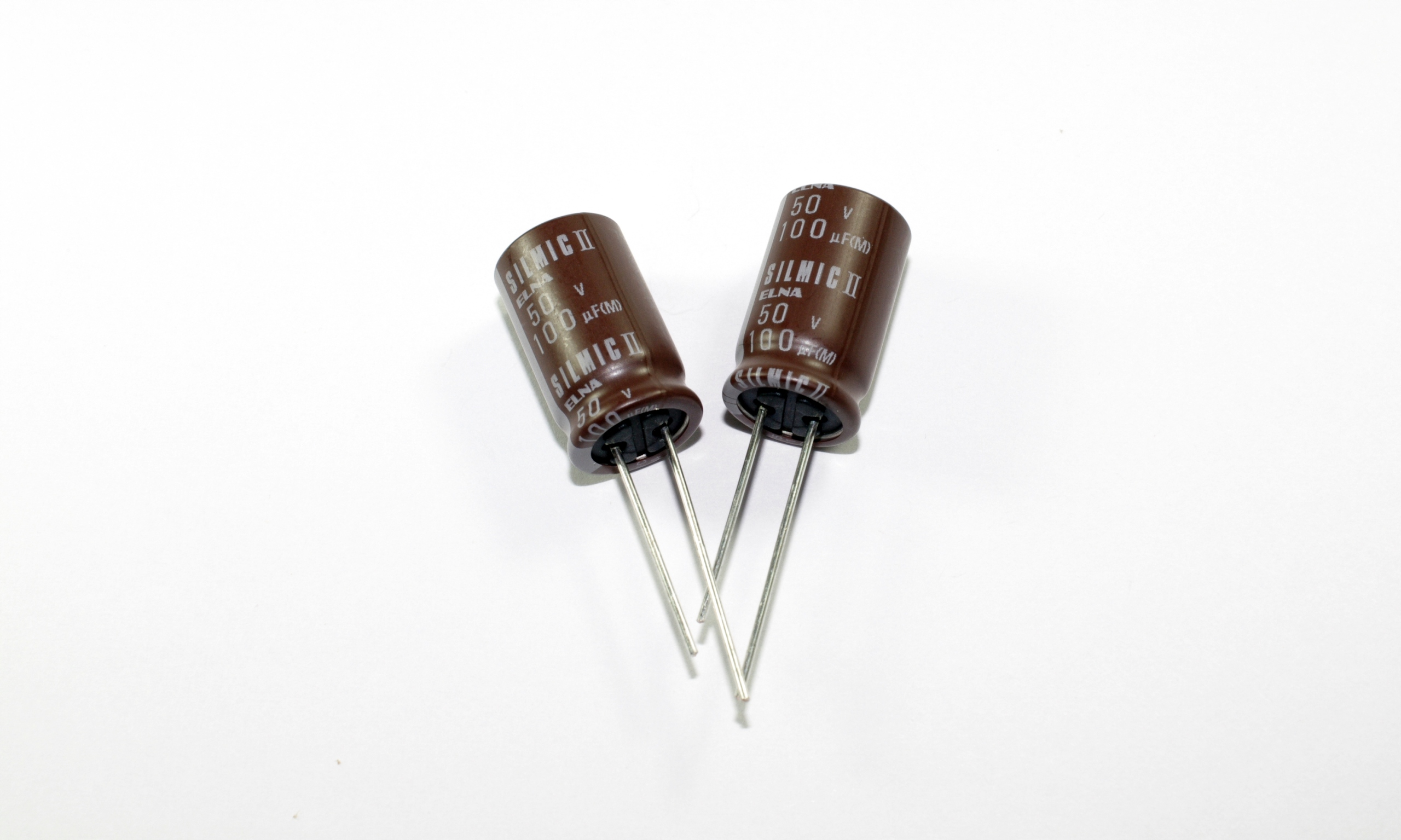 ELNA SILMIC II RFS 100uF/50V - 2 sztuki
