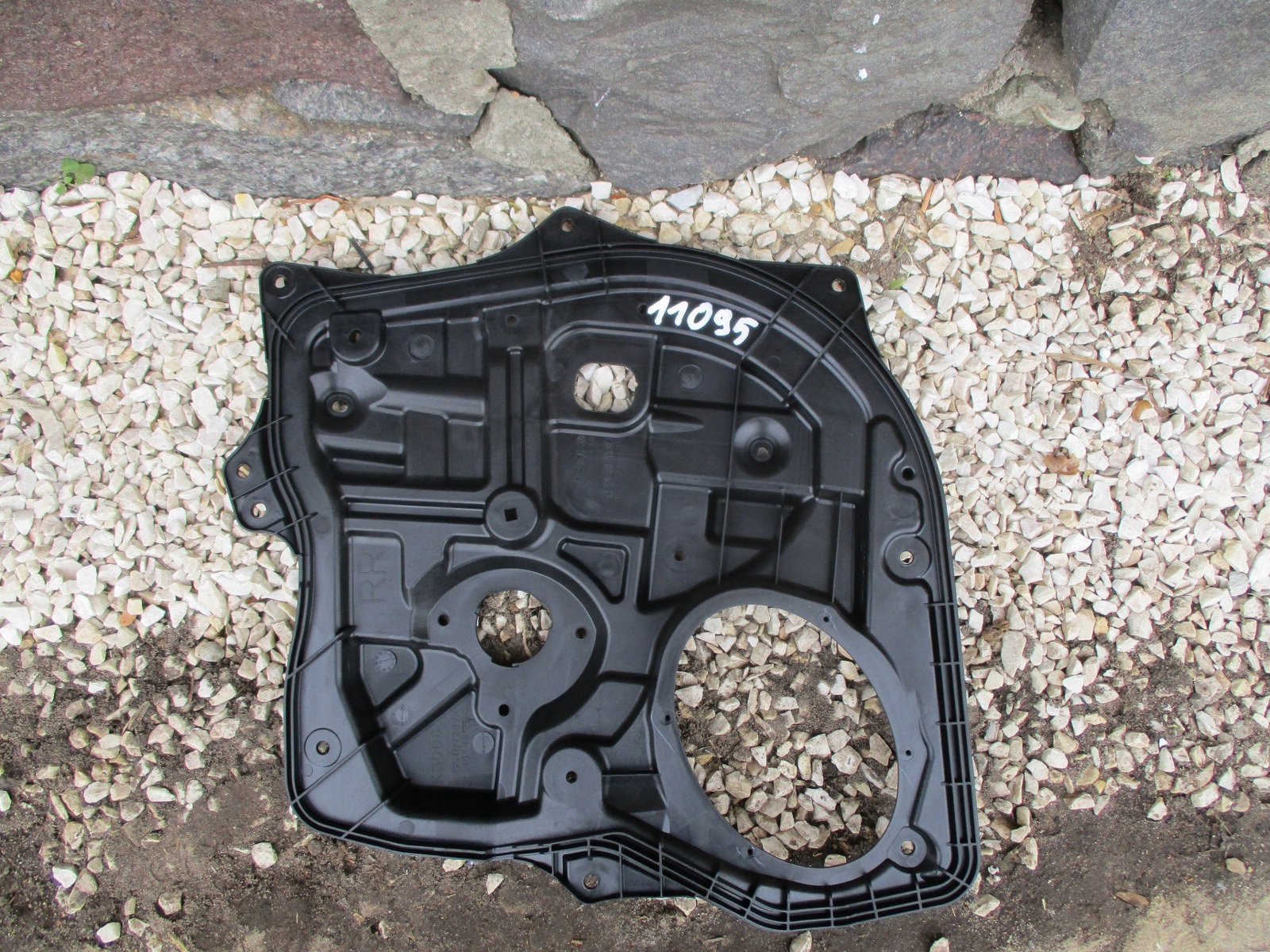 MAZDA 6 II WYGŁUSZENIE PANEL DRZWI TYŁ PRAWE Numer katalogowy oryginału GS1D7297X