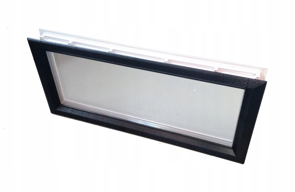 Okno RAL 9005 do bramy garażowej segmentowej