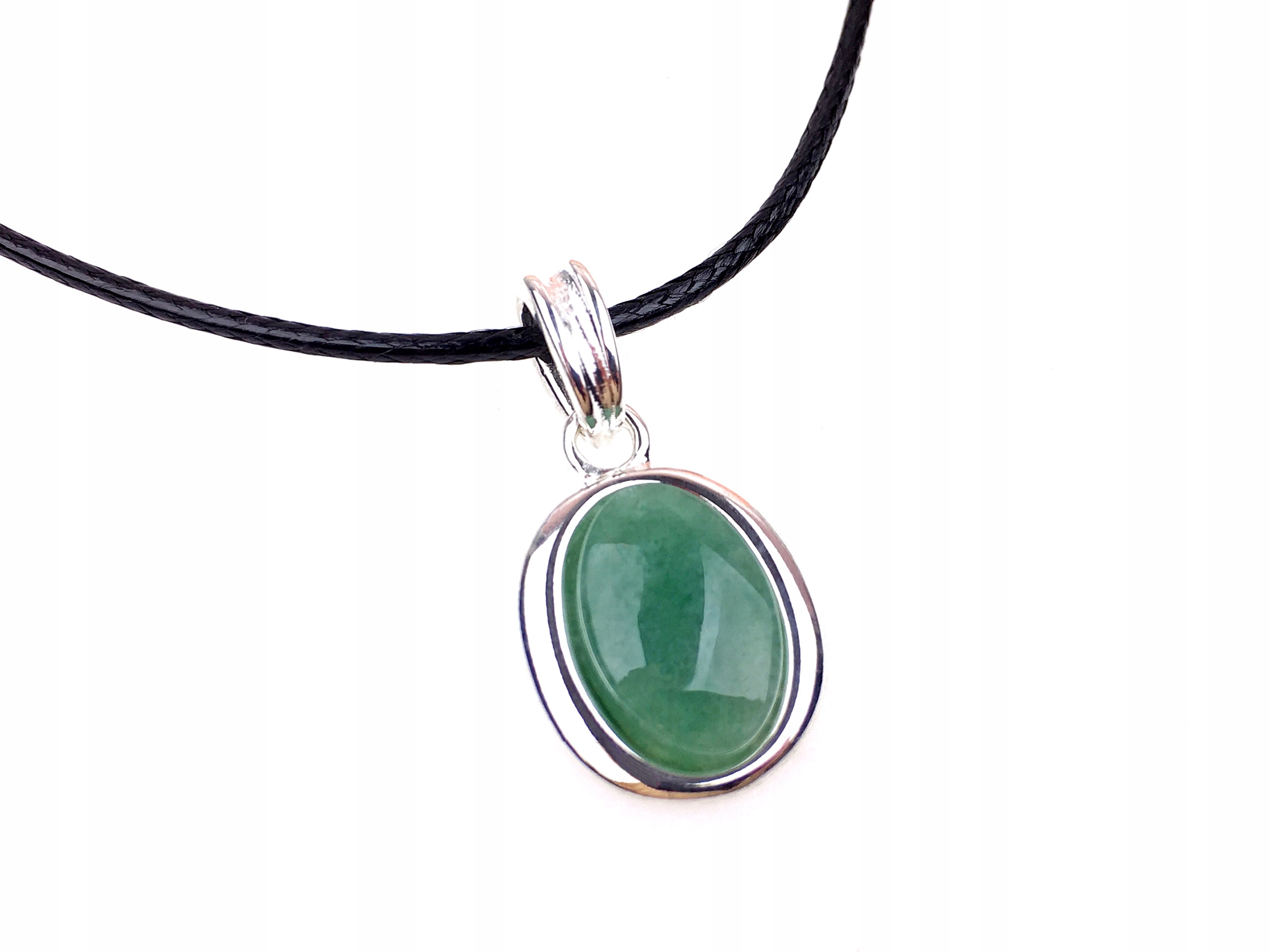 

mała zawieszka z kamieniem awenturyn + linka