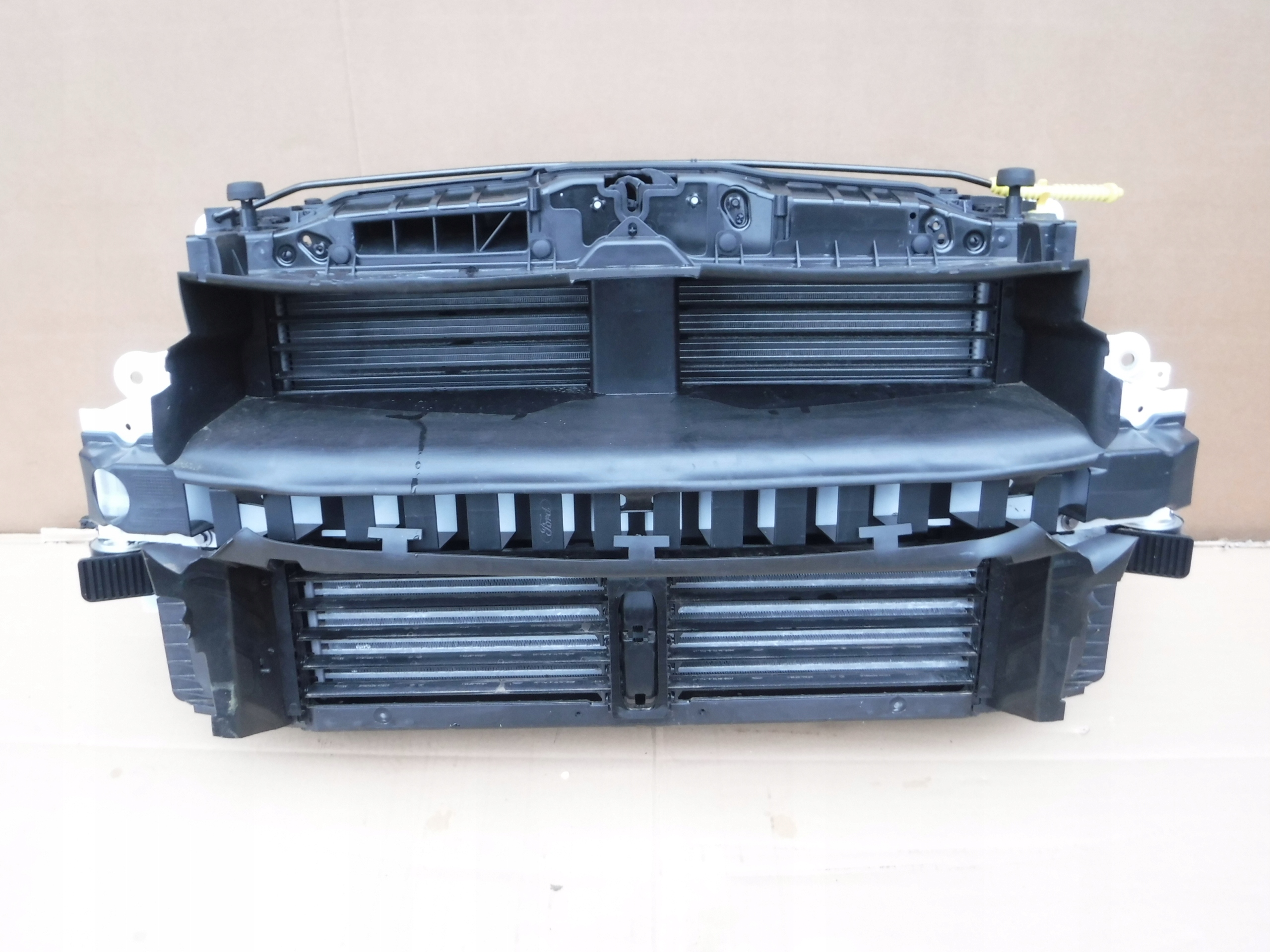 PAS WZMOCNIENIE CHŁODNICE FORD FOCUS MK4 2018- 1.0 ECOBOOST