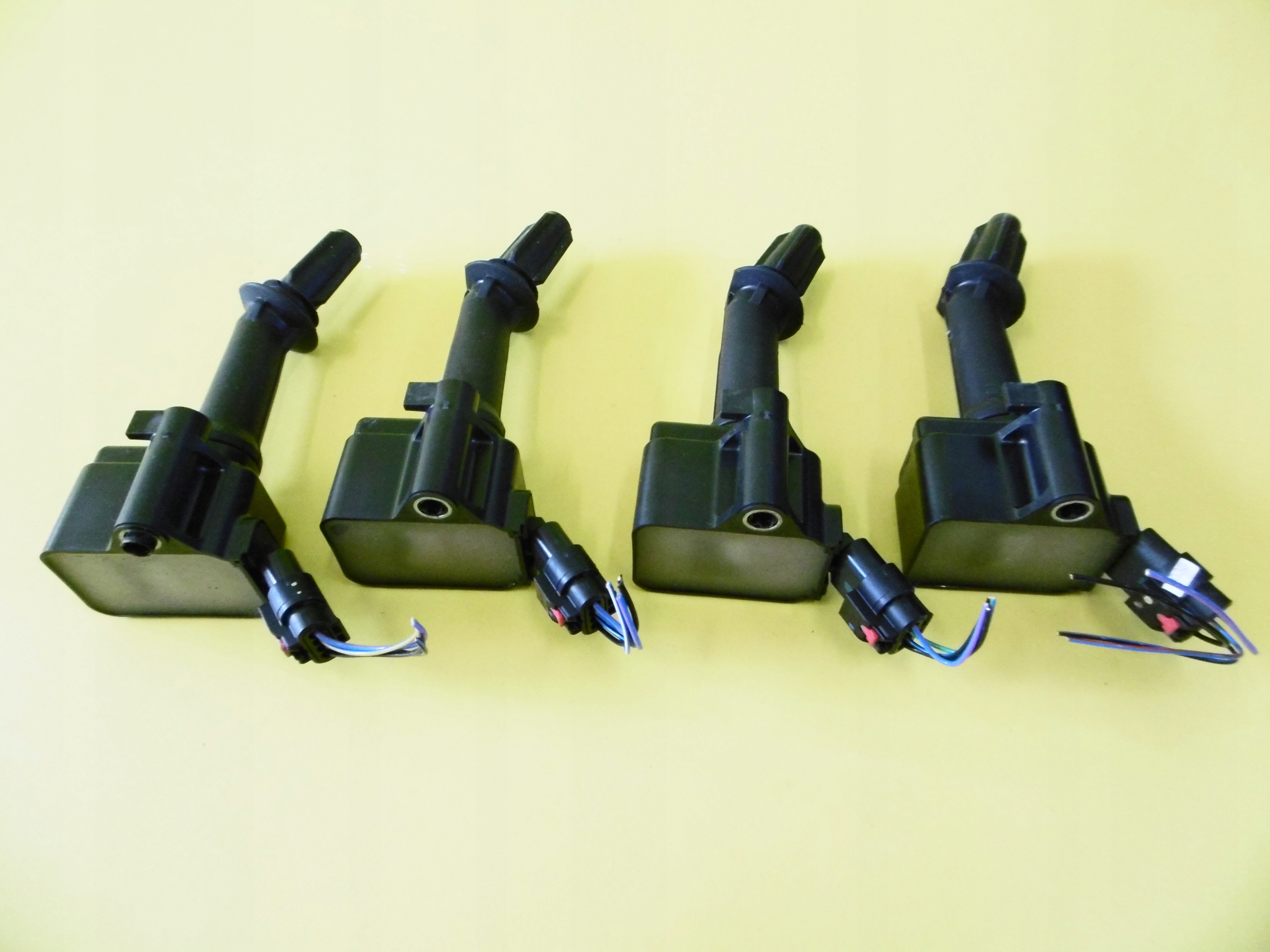 ASTRA V K 1.4 TURBO Cewka zapłonowa 1.0 T 1.4T