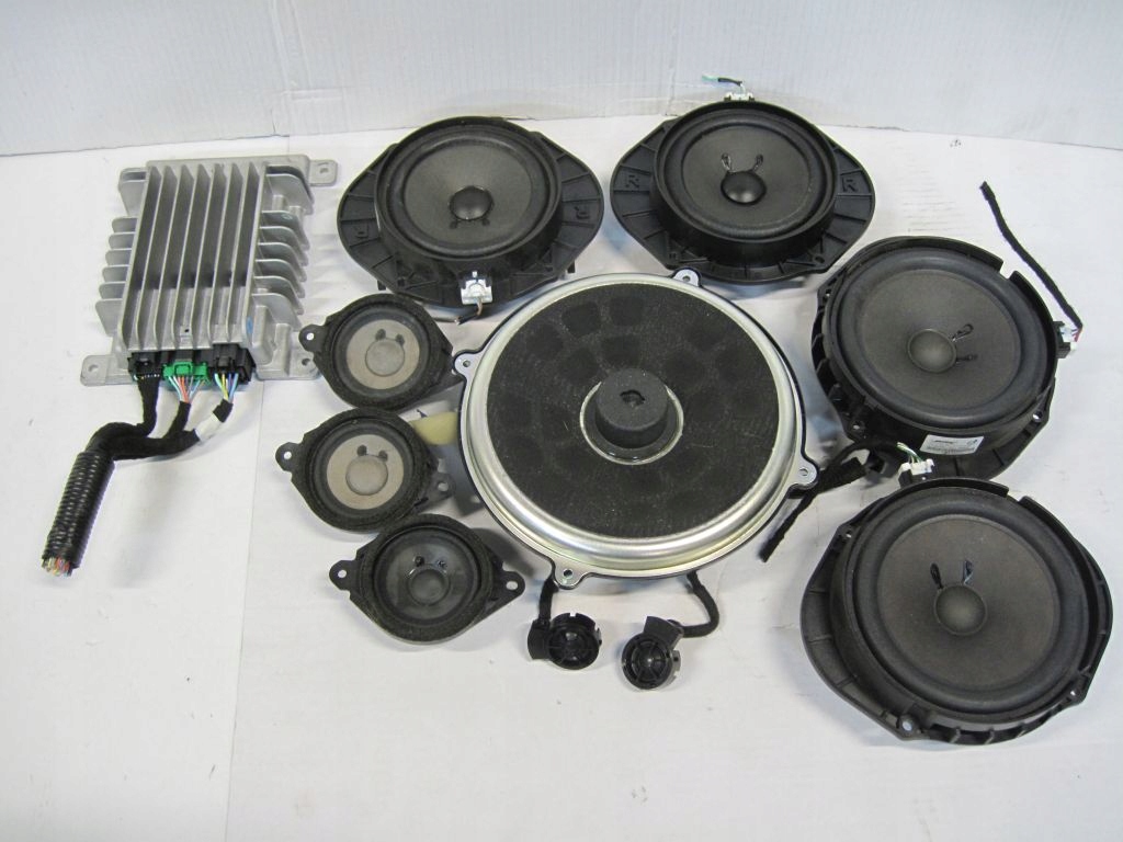 Bose авто. Bose Mazda 3 BL. Динамик Bose Mazda 3 BL. Mazda 3 BL Bose акустика. Динамики Bose на Мазда 3 бл.