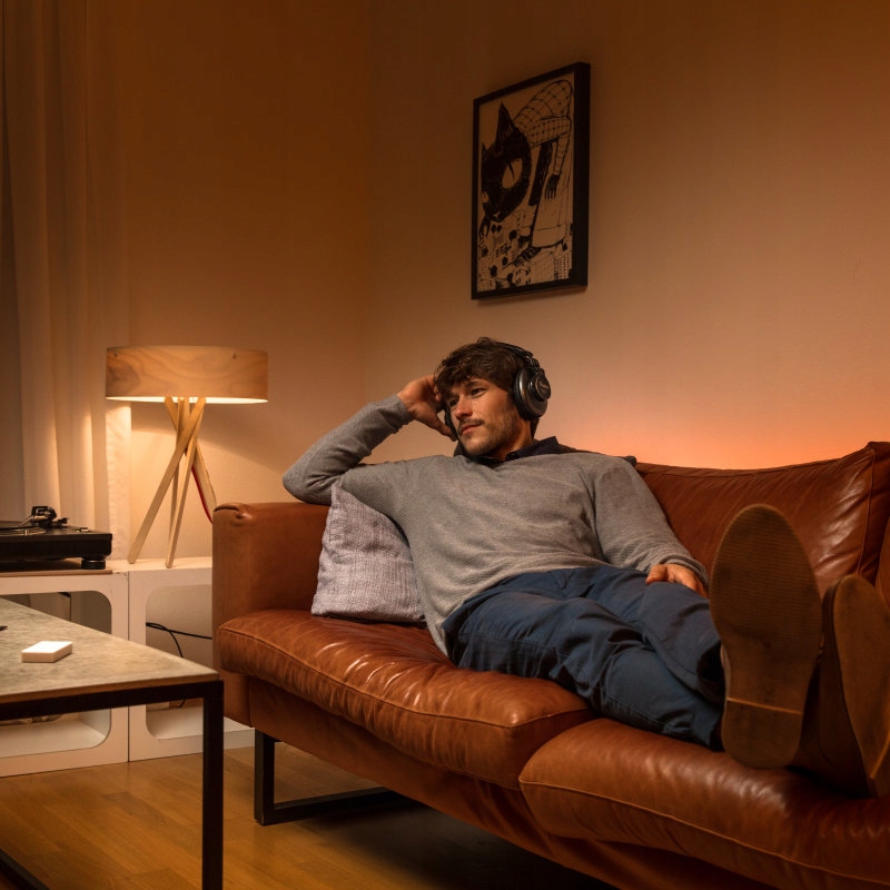 Żarówka LED OSRAM SENSOR czujnik zmierzch 10W E27 Marka Osram