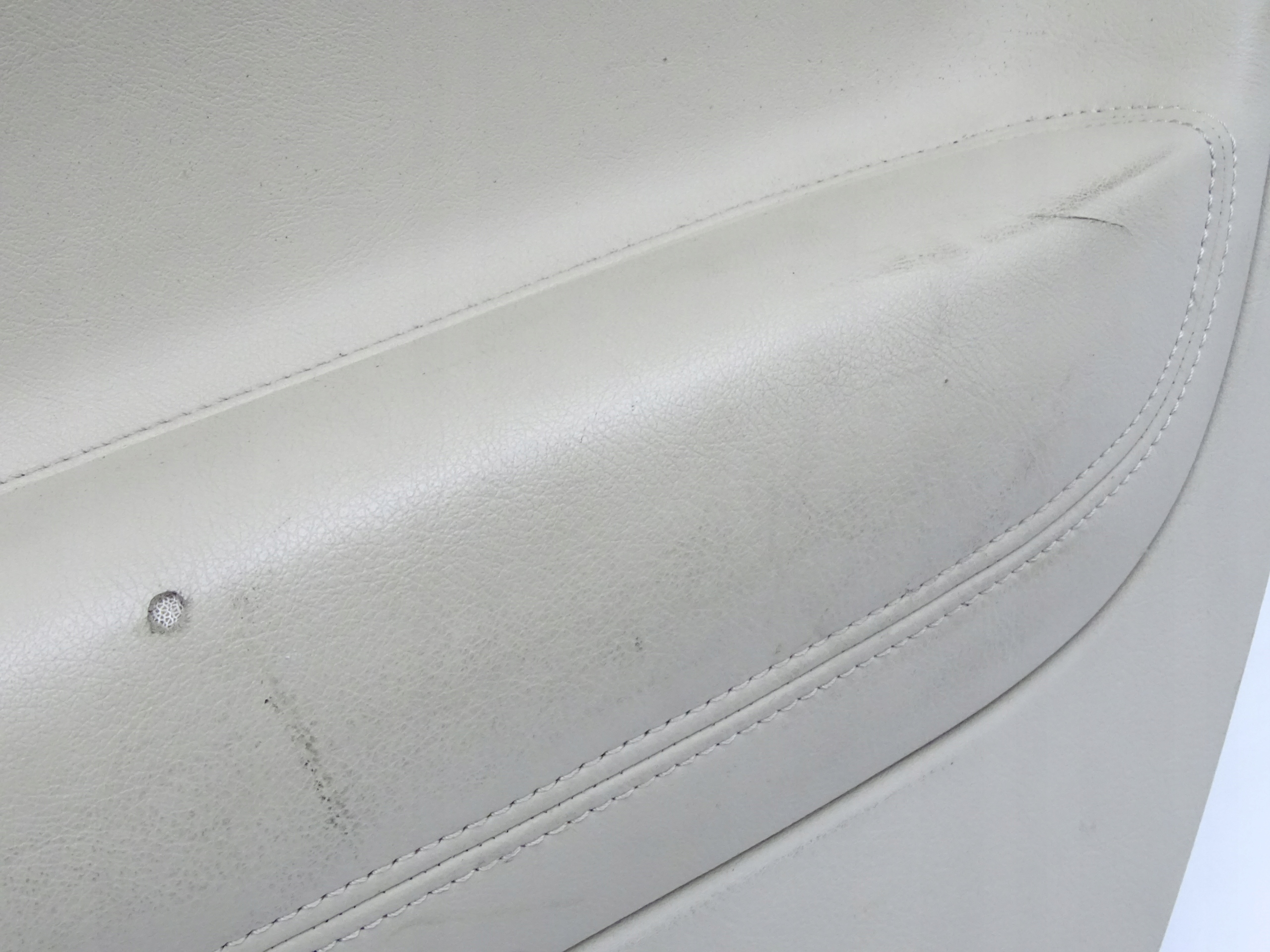 SKODA SUPERB I 01-08 BOCZEK DRZWI PRAWY TYŁ Producent części Inny