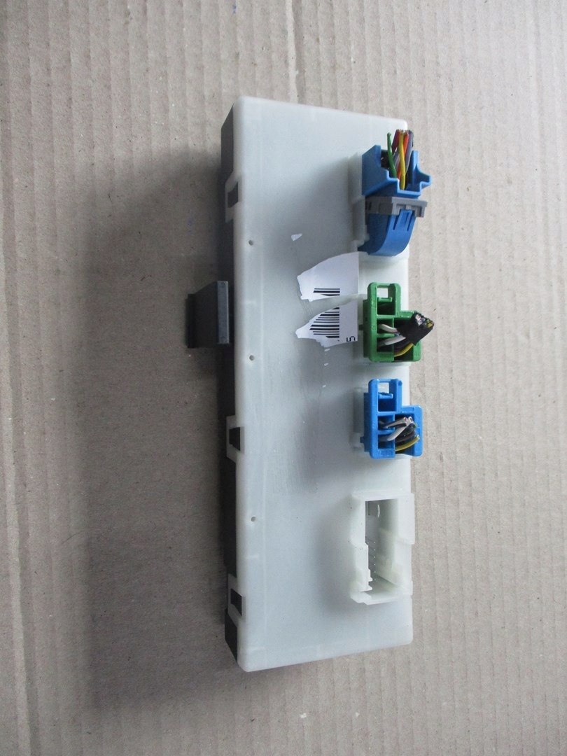 Блок управління клапаном BMW 6 G32 7481043