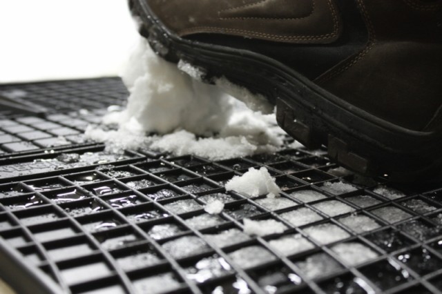 DYWANIKI GUMOWE RENAULT Master 3 2010-2022 7 osób Liczba elementów 5