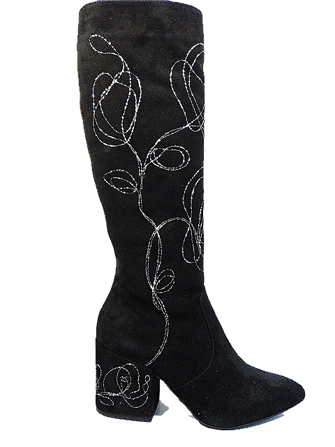 Klasické černé zateplené dámské kozačky stříbrný vzor kůže Sala 37