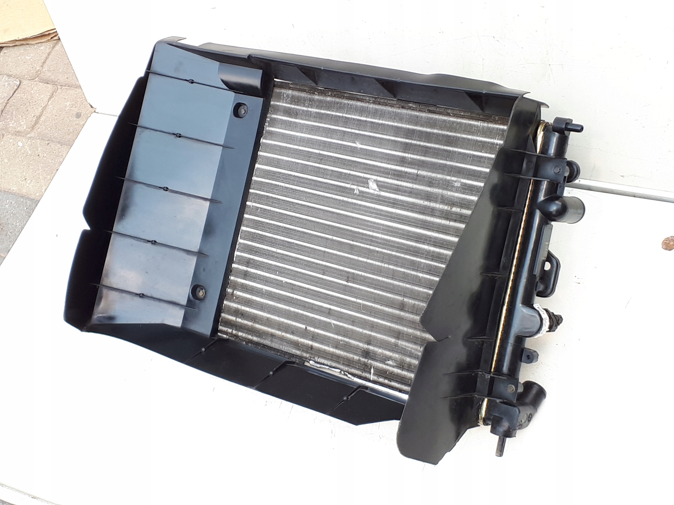 CHŁODNICA WODY+WENTYLATOR..MEGANE I..1,6B Producent Renault