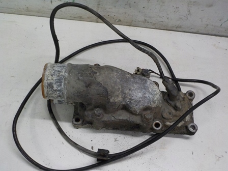 SCANIA R OBUDOWA TERMOSTATU