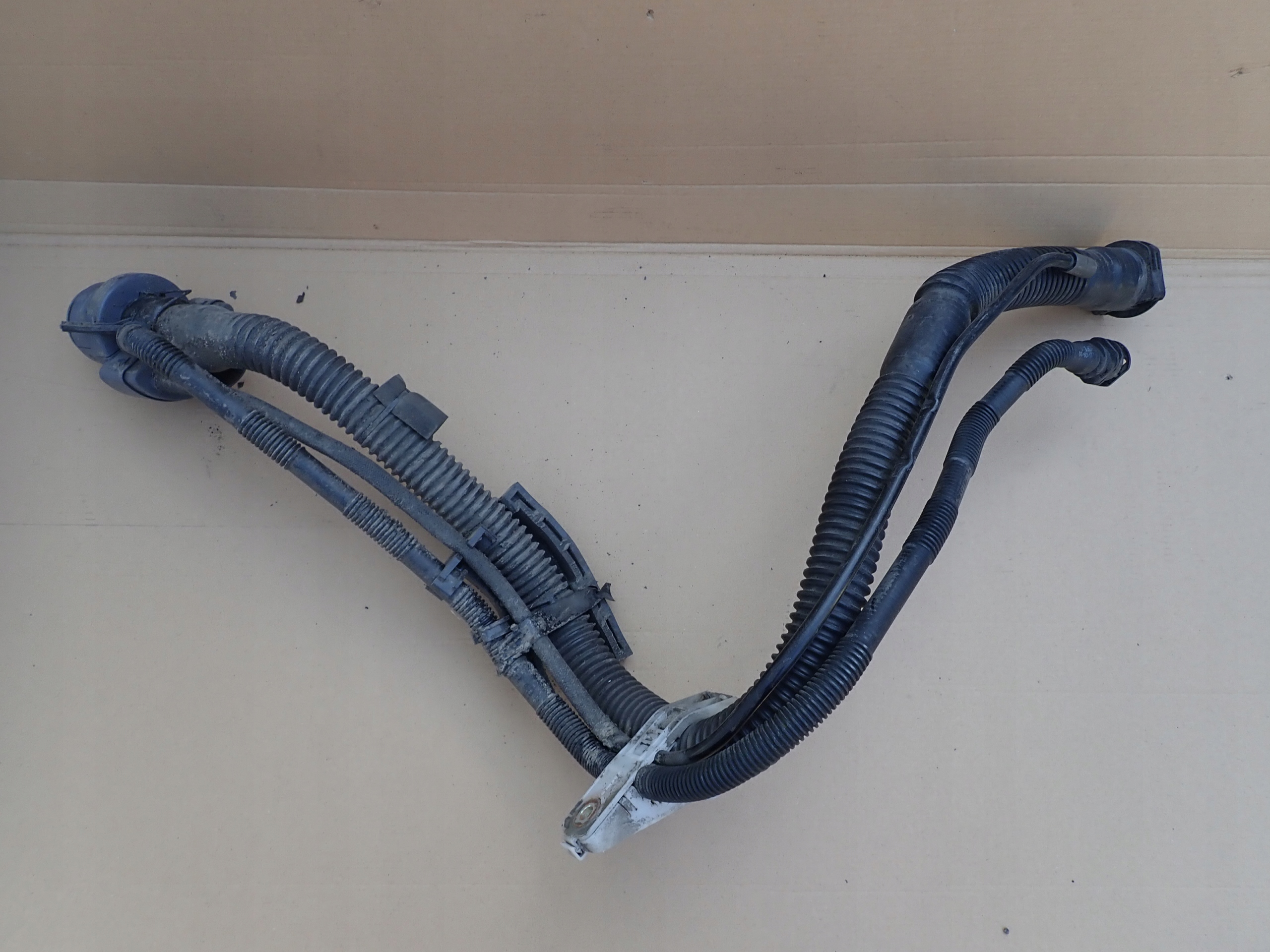 TOYOTA IQ 08- RURA WLEWU PALIWA WLEW Typ silnika Benzyna