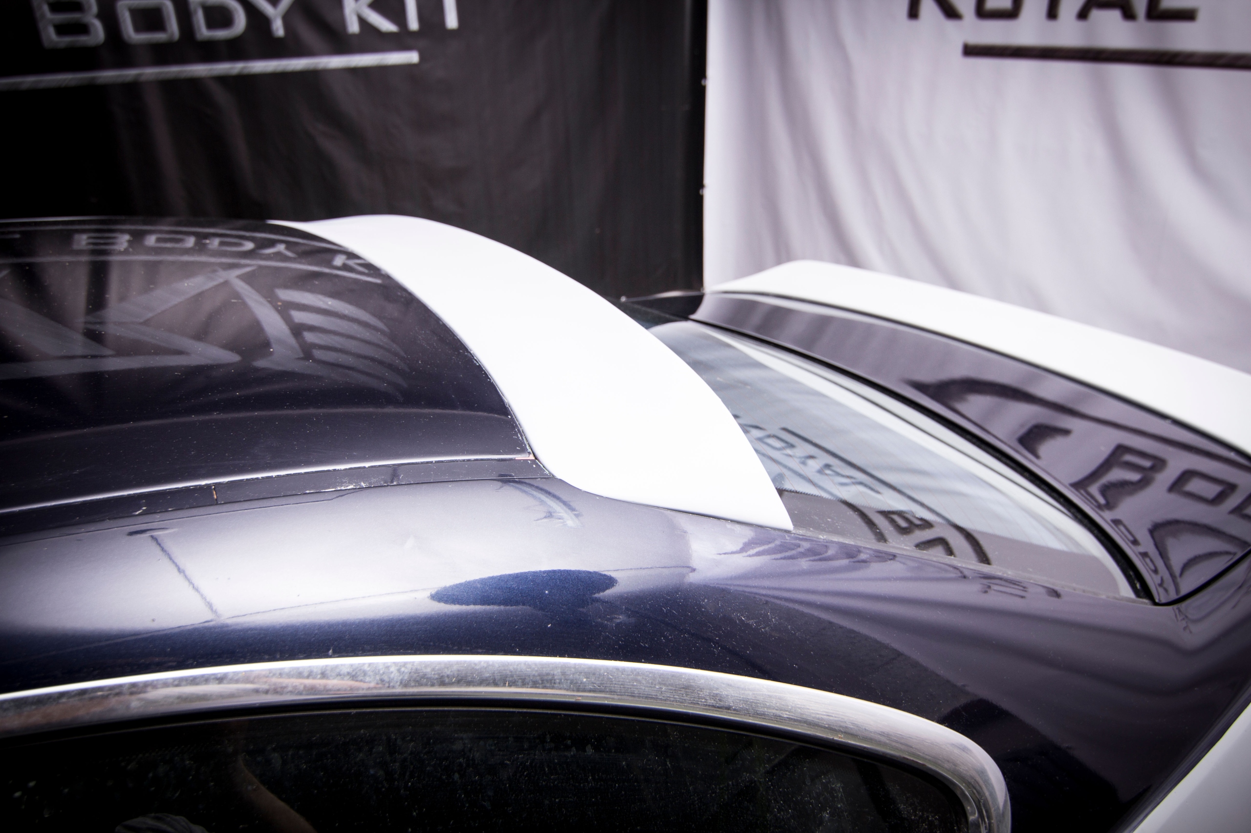 BMW E46 coupe Blenda Szyby