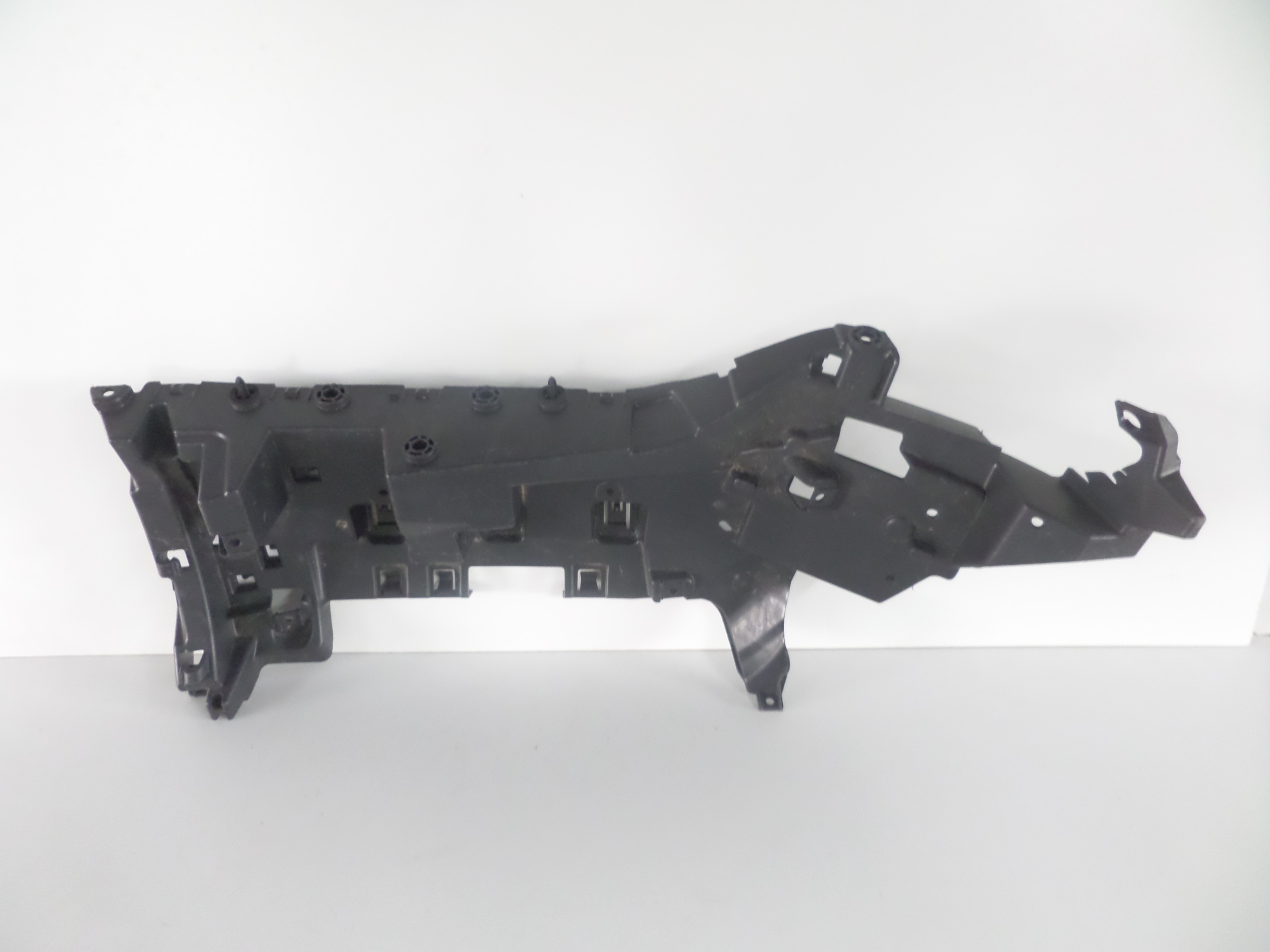 SUPPORT PLAQUE SUPPORT ARRIÈRE DROITE LAND ROVER DISCOVERY 16