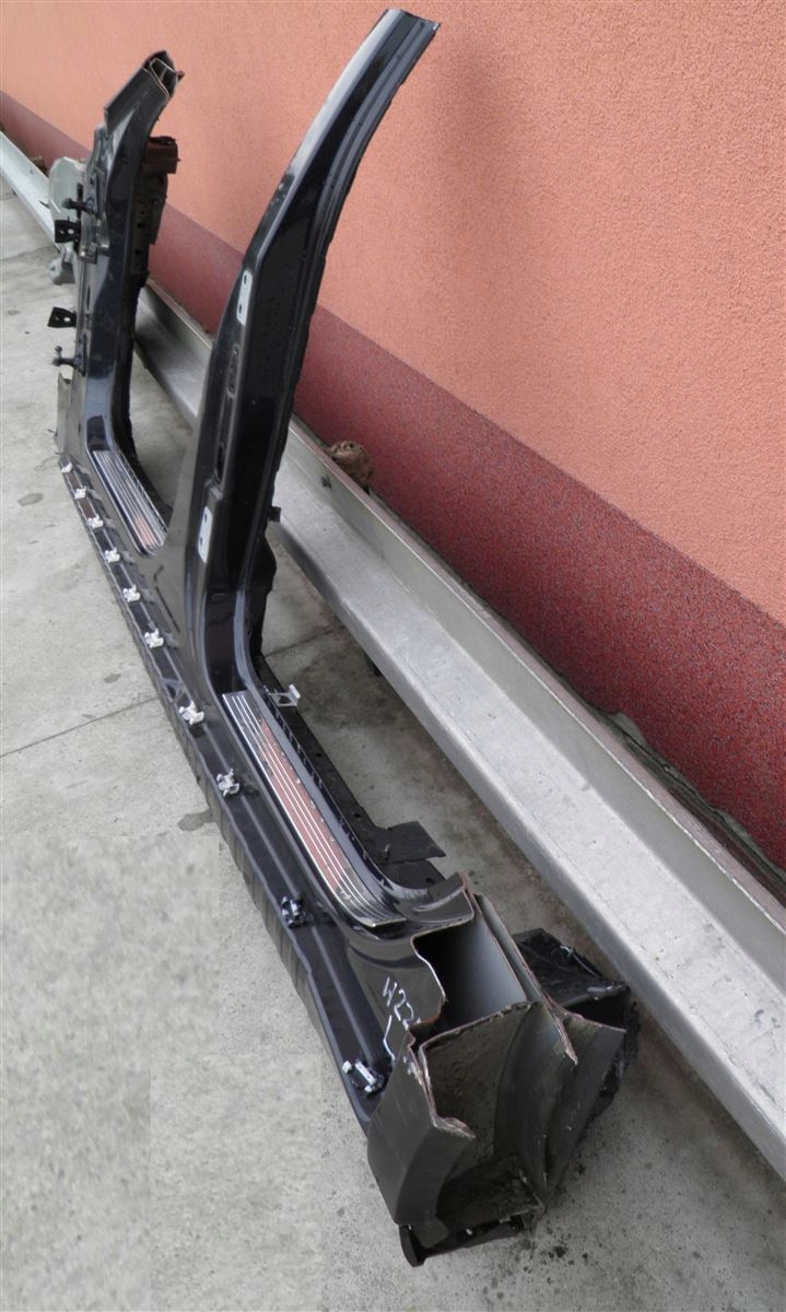 PRÓG ĆWIARTKA SŁUPEK LEWY MERCEDES W221 LONG 189 Typ samochodu Samochody osobowe