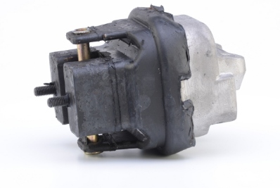 PODUSZKA SILNIKA CHRYSLER 300C HEMI