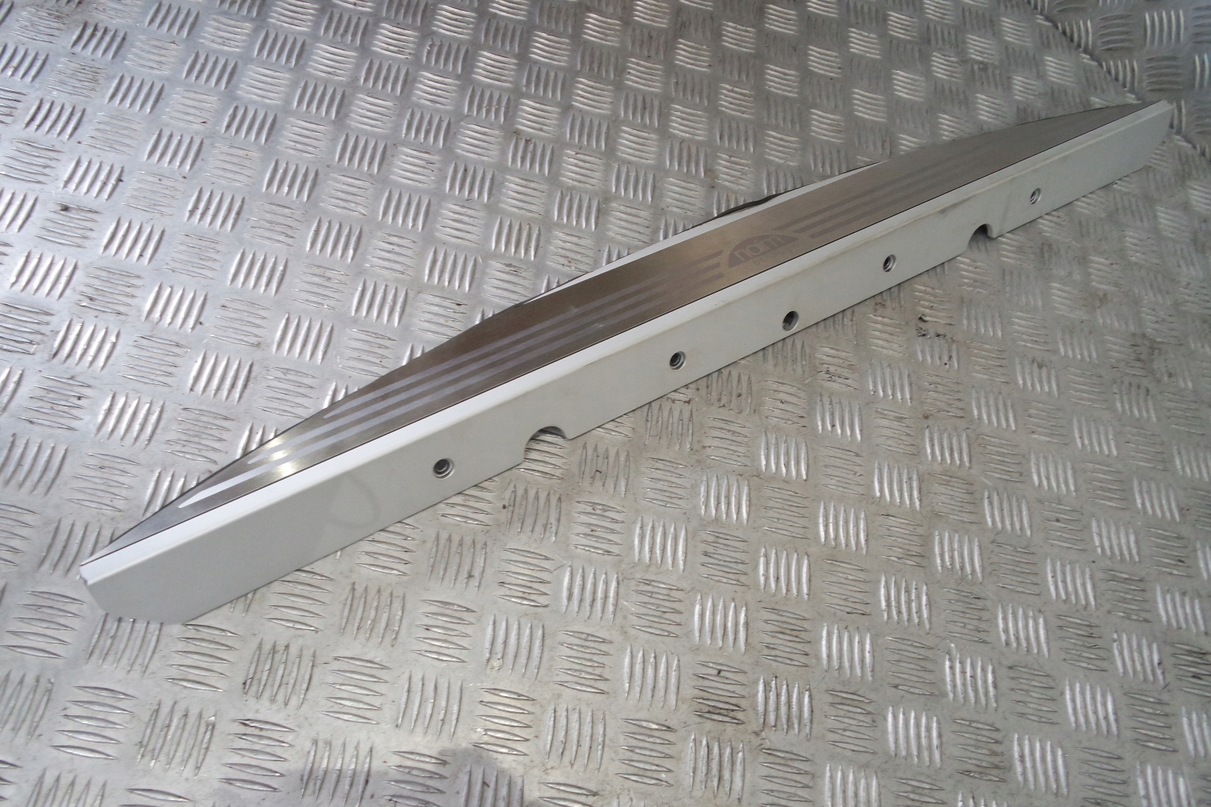 LISTWA OZDOBNA SUBWOOFER BENTLEY GT GTC NAIM