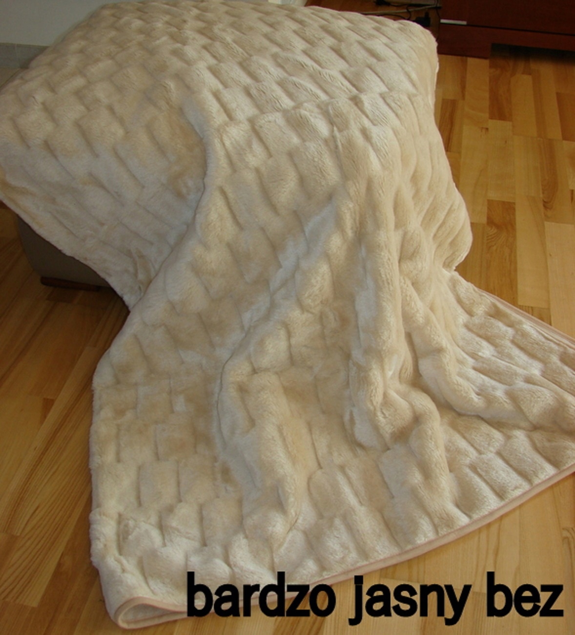 NARZUTA NARZUTY NA KANAPĘ KAPA SOFĘ ŁÓŻKO 150X200 Długość 60 cm