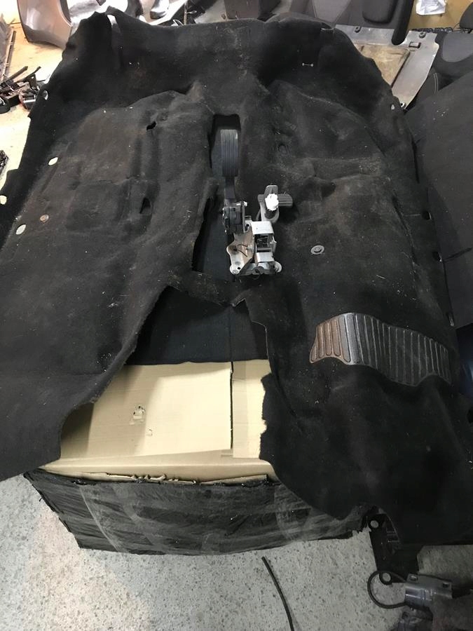 ПЕДАЛИ КОВЕР ЕВРОПА КОВРОВОЕ ПОКРЫТИЕ RENAULT CLIO IV