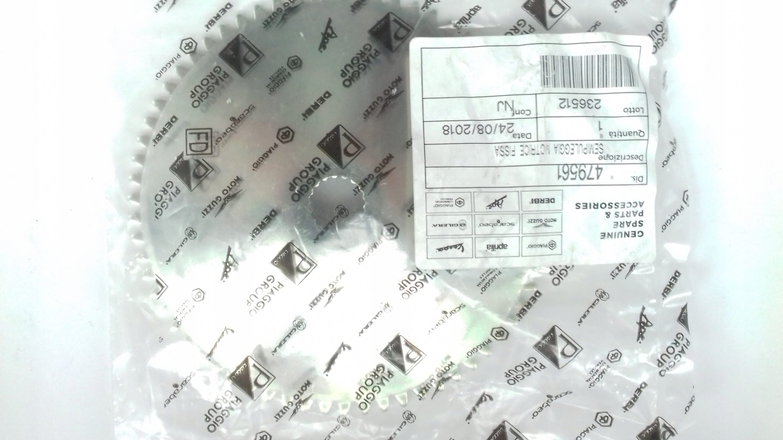 Przeciwtalerz Piaggio Gilera Aprilia Derbi Vespa Producent Piaggio OE