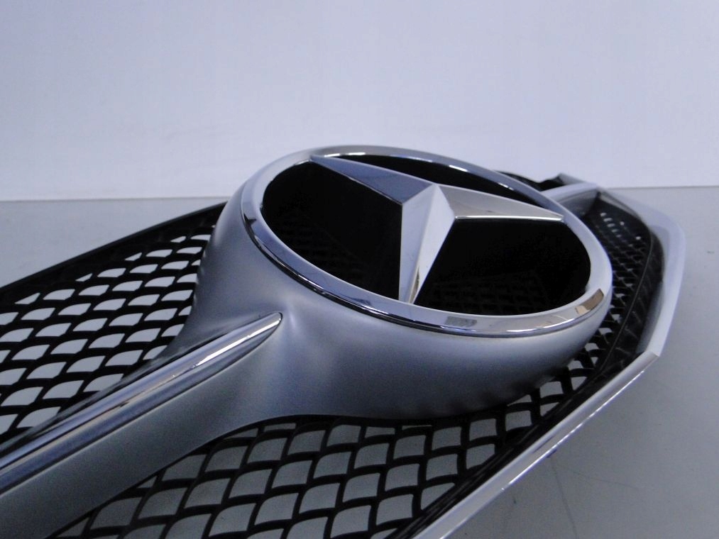 MERCEDES E KLASA 207 LIFT GRILL ATRAPA AMG Producent części Mercedes-Benz OE