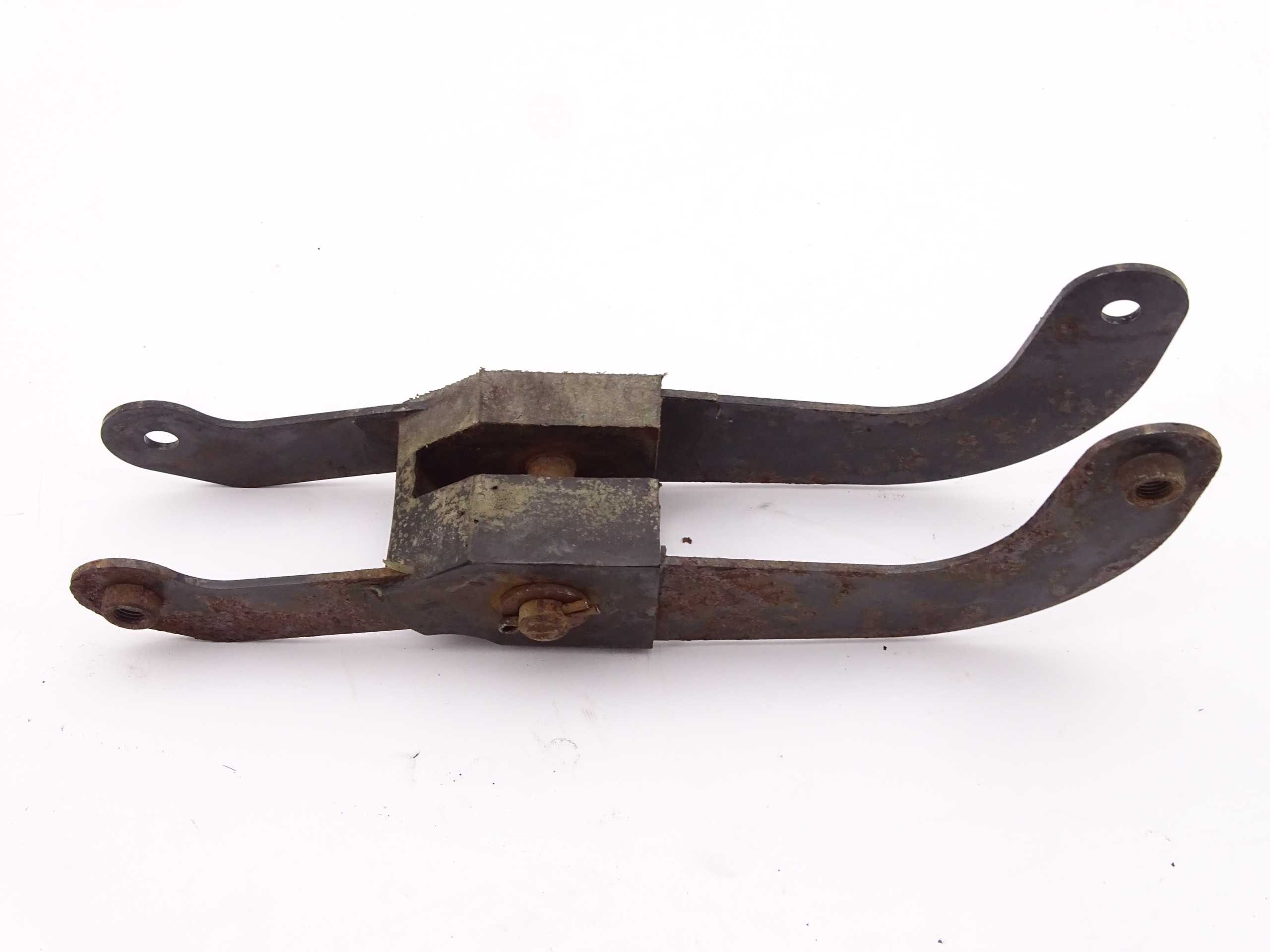 RENAULT MIDLUM 00-06 DCI ŁAPA KABINY LEWA Producent części Inny