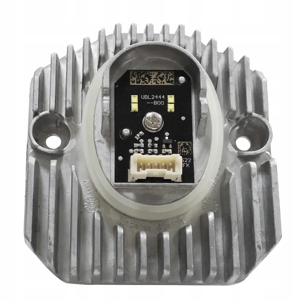 63 11 - Светодиодный модуль дневного света BMW F90 G30 G31 7214934 5pin