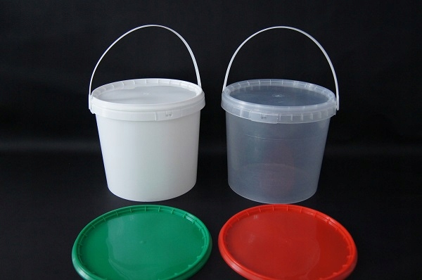 WIADRO WIADERKO PLASTIKOWE Z POKRYWKĄ 5 L ATEST! Kod producenta eMDe-PACK 5l