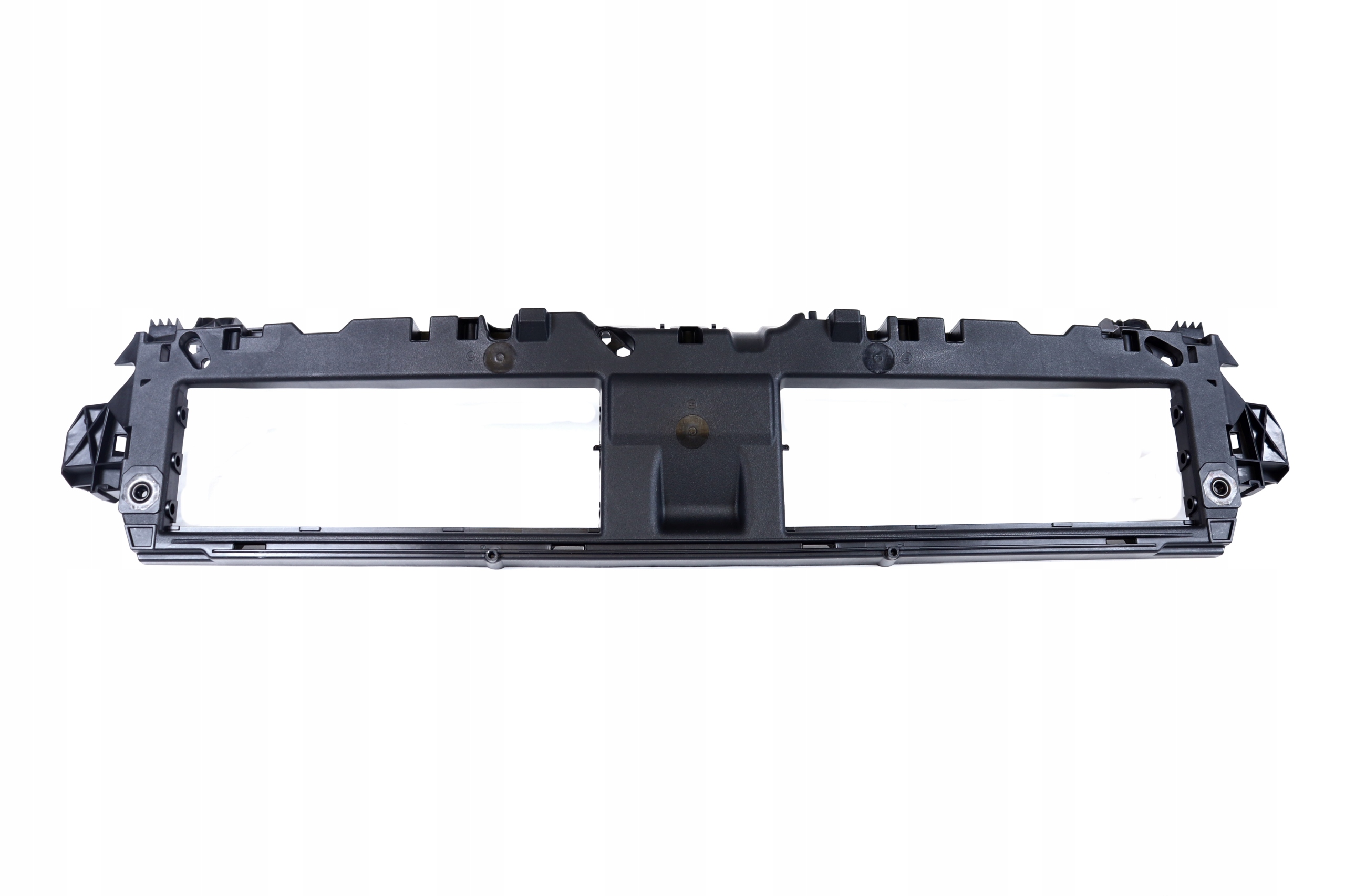 8W0807771F - Кронштейн усиление опора передняя AUDI A4 B9 ORG.