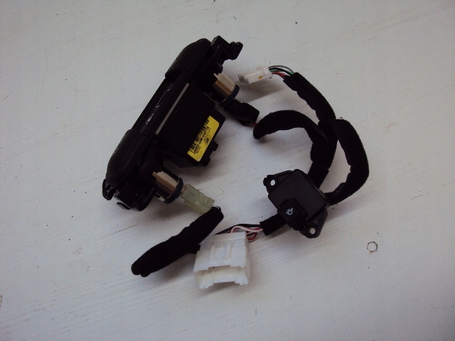 РАЗЪЕМ USB QI ПАНЕЛЬ KIA SPORTAGE IV