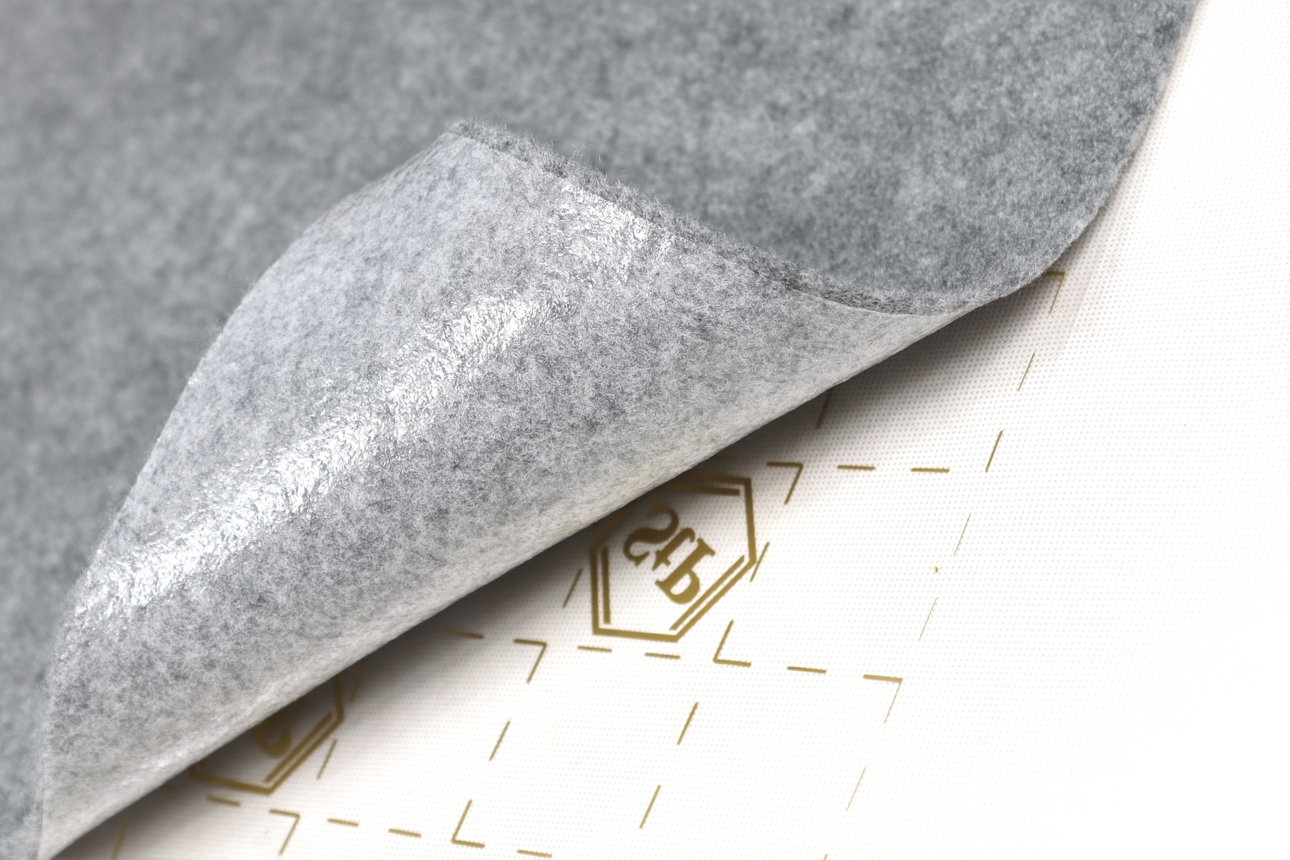 WYKŁADZINA DYWAN JASNOSZARY SAMOPRZYLEPNY Z ROLKI materiał obiciowy boczki Typ samochodu 4x4/SUV Autobusy Niezdefiniowany Samochody ciężarowe Samochody dostawcze Samochody kempingowe Samochody osobowe