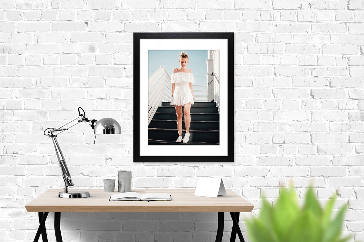 RAMKA NA ZDJĘCIA 50x70 CM DREWNIANA CZARNA FOTO Kolor czarny