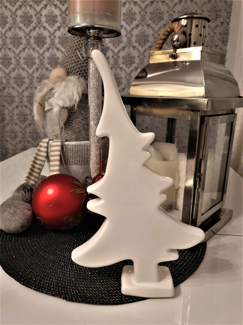 OZDOBA ŚWIĄTECZNA CHOINKA DESIGN PŁASKA - mniejsza Marka Chodzież