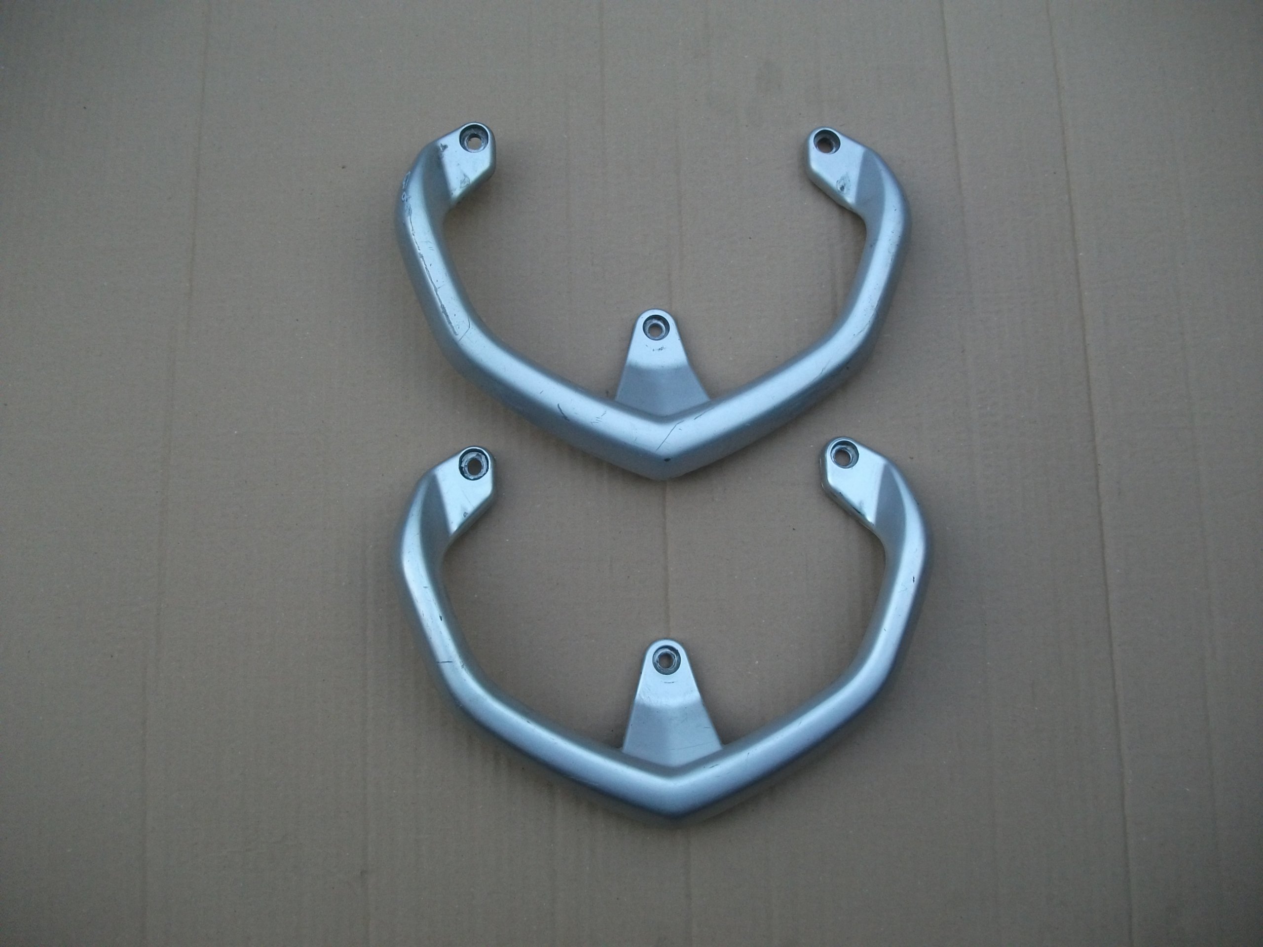 PEUGEOT KISBEE 50 UCHWYT PASAŻERA RĄCZKA