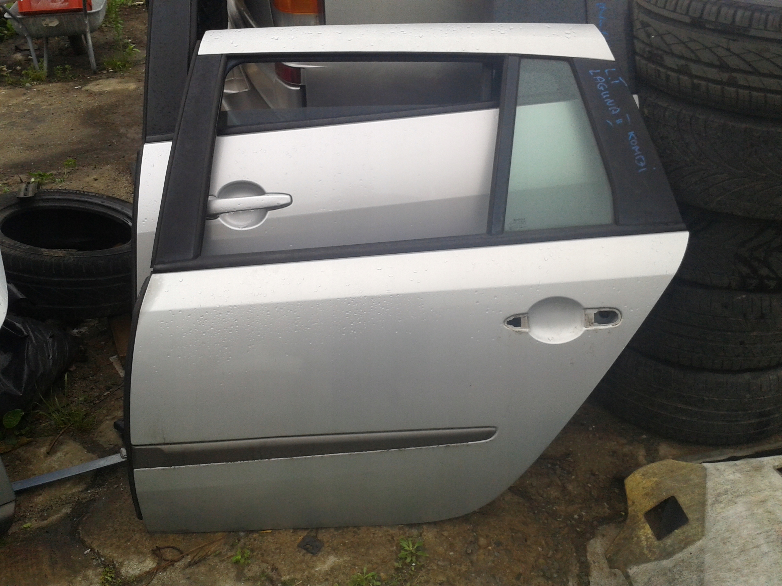 ЛЕВАЯ ЗАДНЯЯ ДВЕРЬ RENAULT LAGUNA 2 УНИВЕРСАЛ