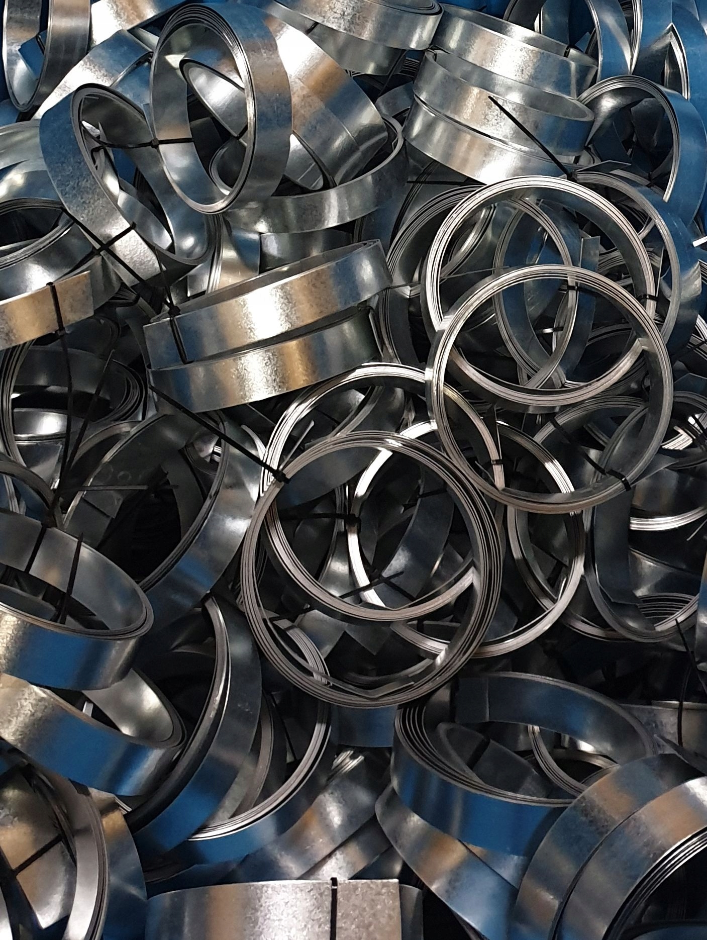 

Taśma 25mm Do Opaski Kominowej 10M Stal-mac