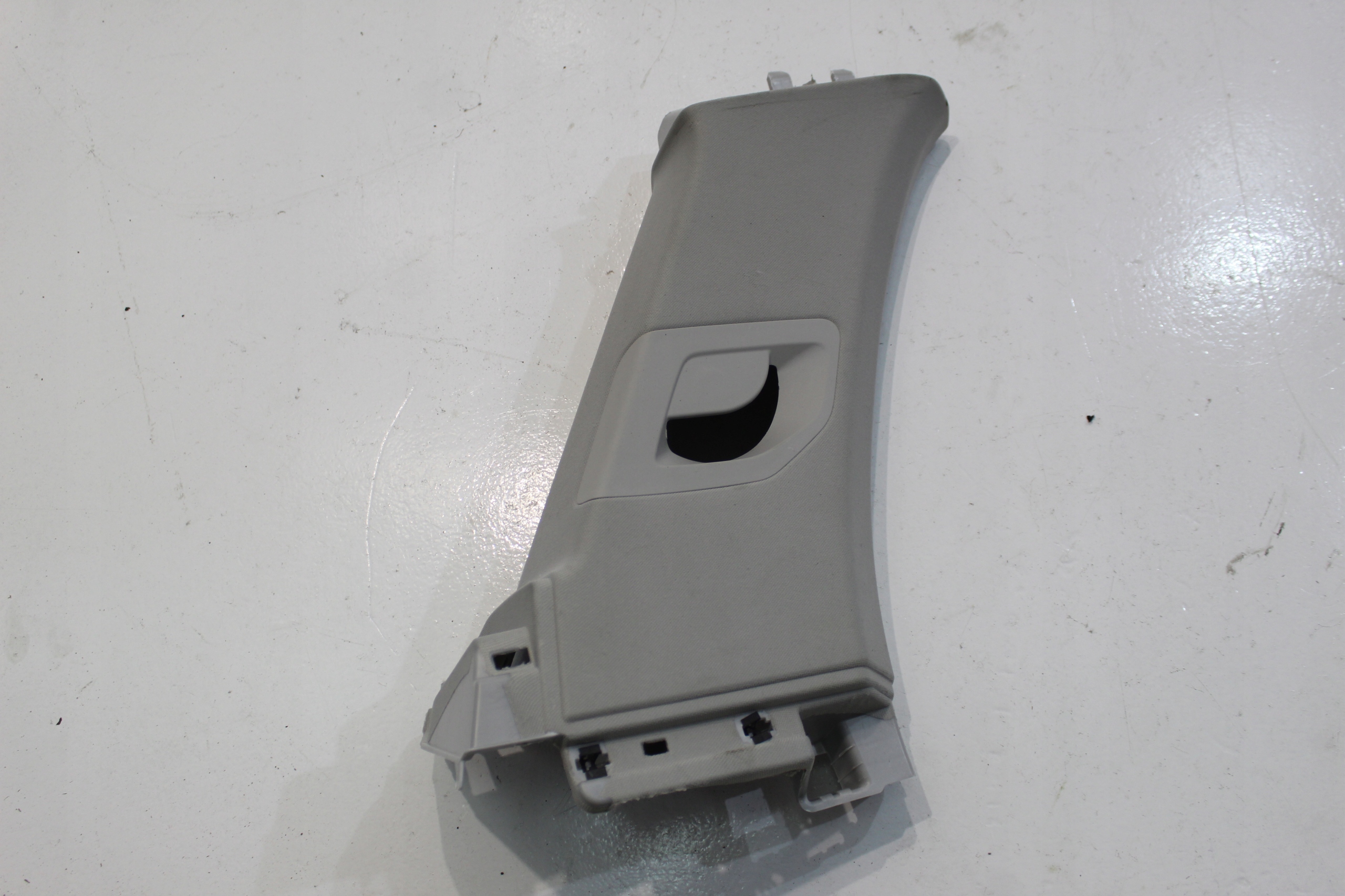 VW TOUAREG 3 OSŁONA SŁUPKA 760867287