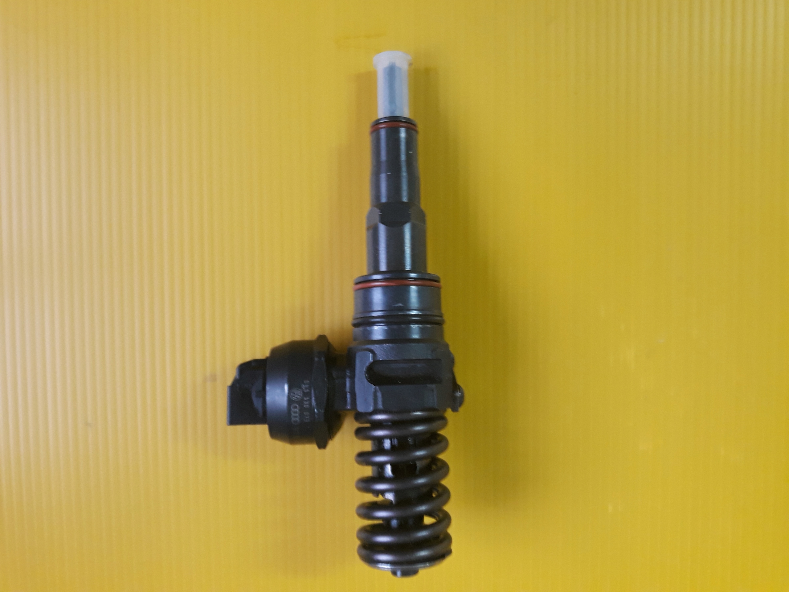 Насоси 1,9 TDI ANU 038130073AH 0414720036