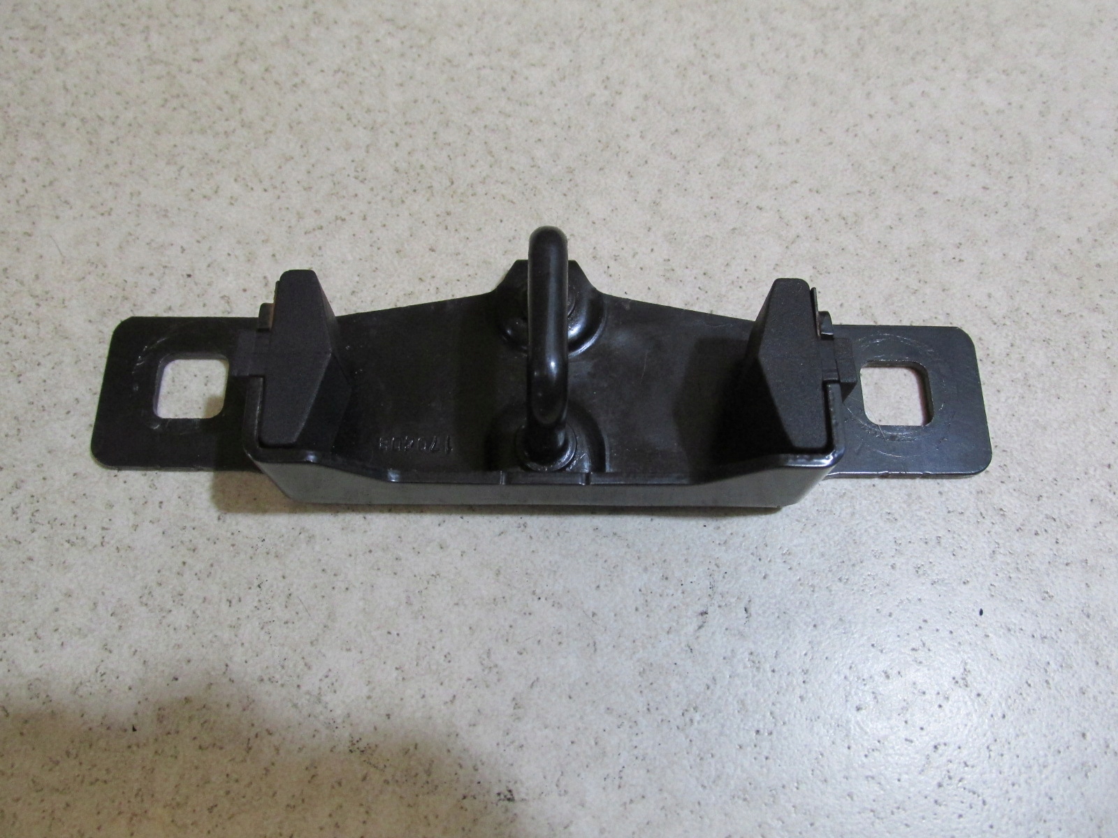 RYGIEL ZAMKA KLAPY TYŁ FIESTA MK7 B-MAX