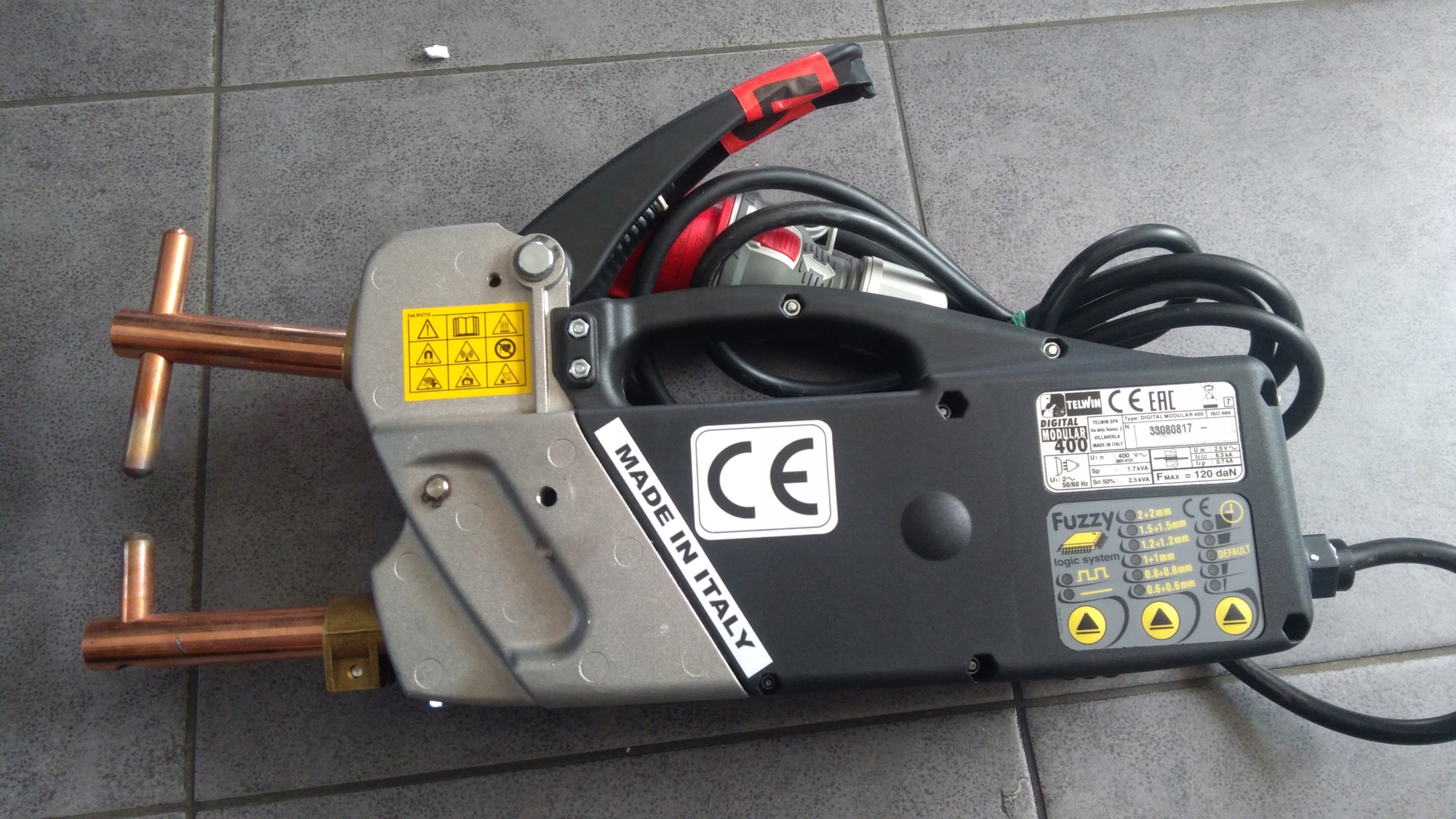 ZGRZEWARKA KLESZCZOWA PROFESJONAL PRZEMYSŁ 2,5KV