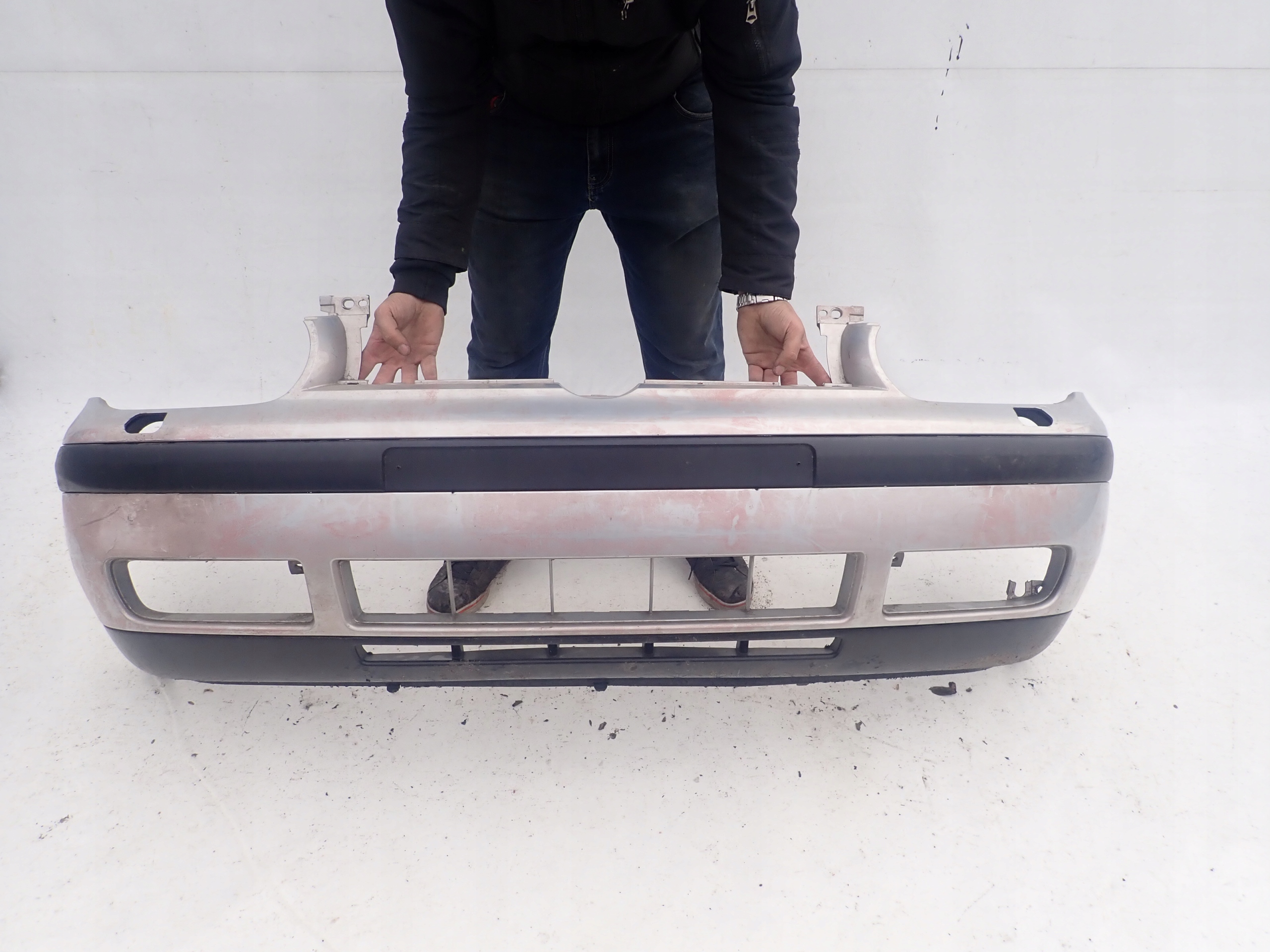 VW GOLF IV 4 97-03 bumper front front washer